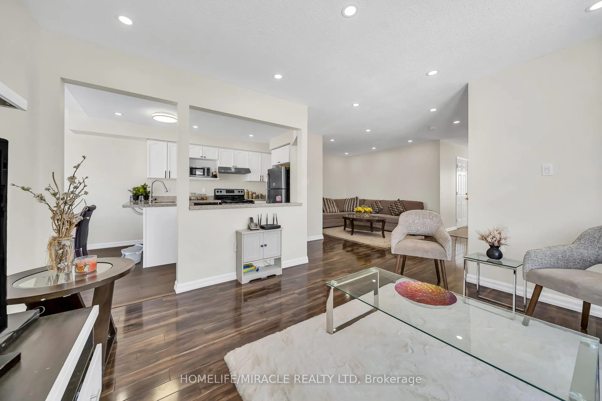 Photo 7 of 25 Breesegarden Lane, Guelph, Grange Road — HOMEH