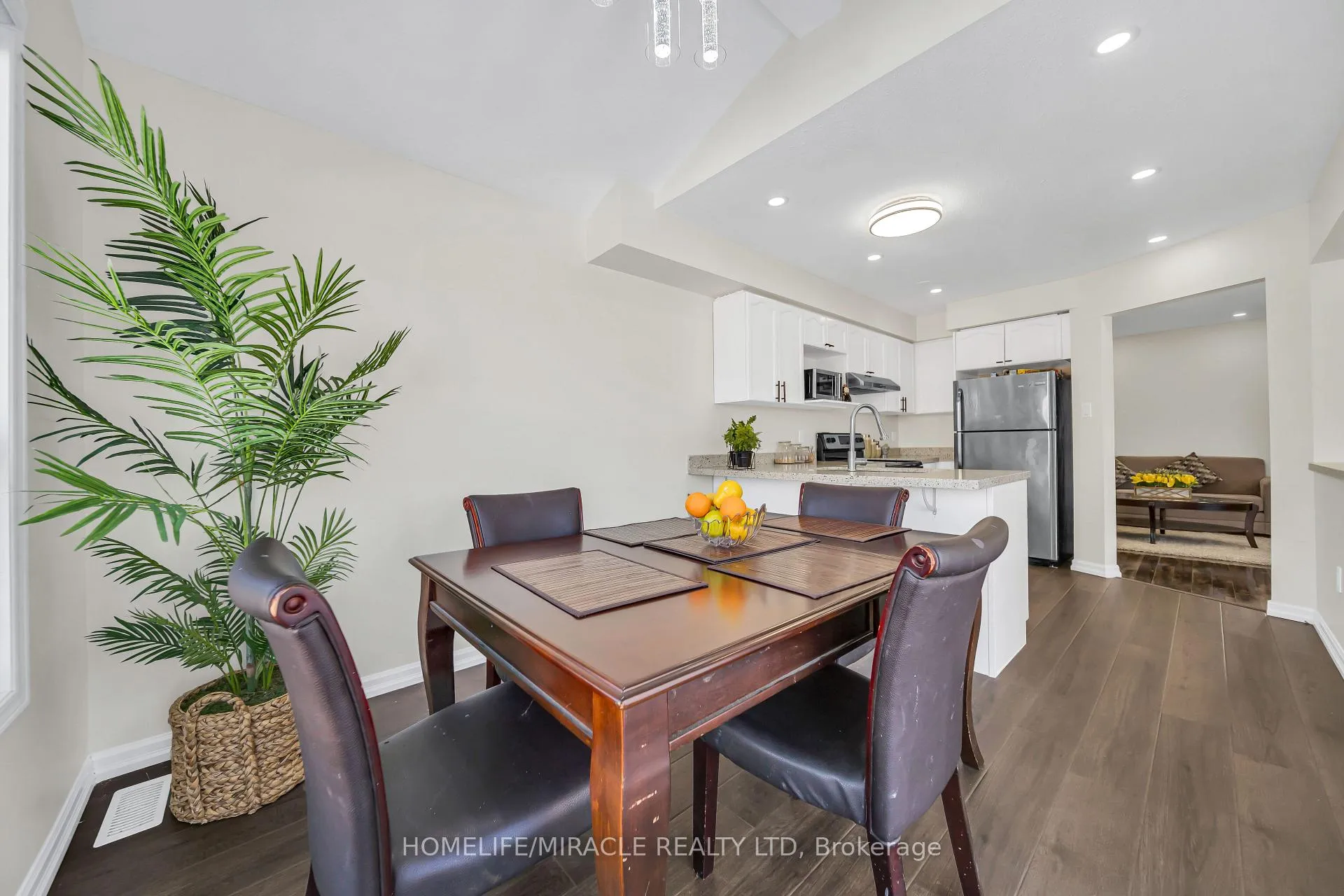 Photo 10 of 25 Breesegarden Lane, Guelph, Grange Road — HOMEH