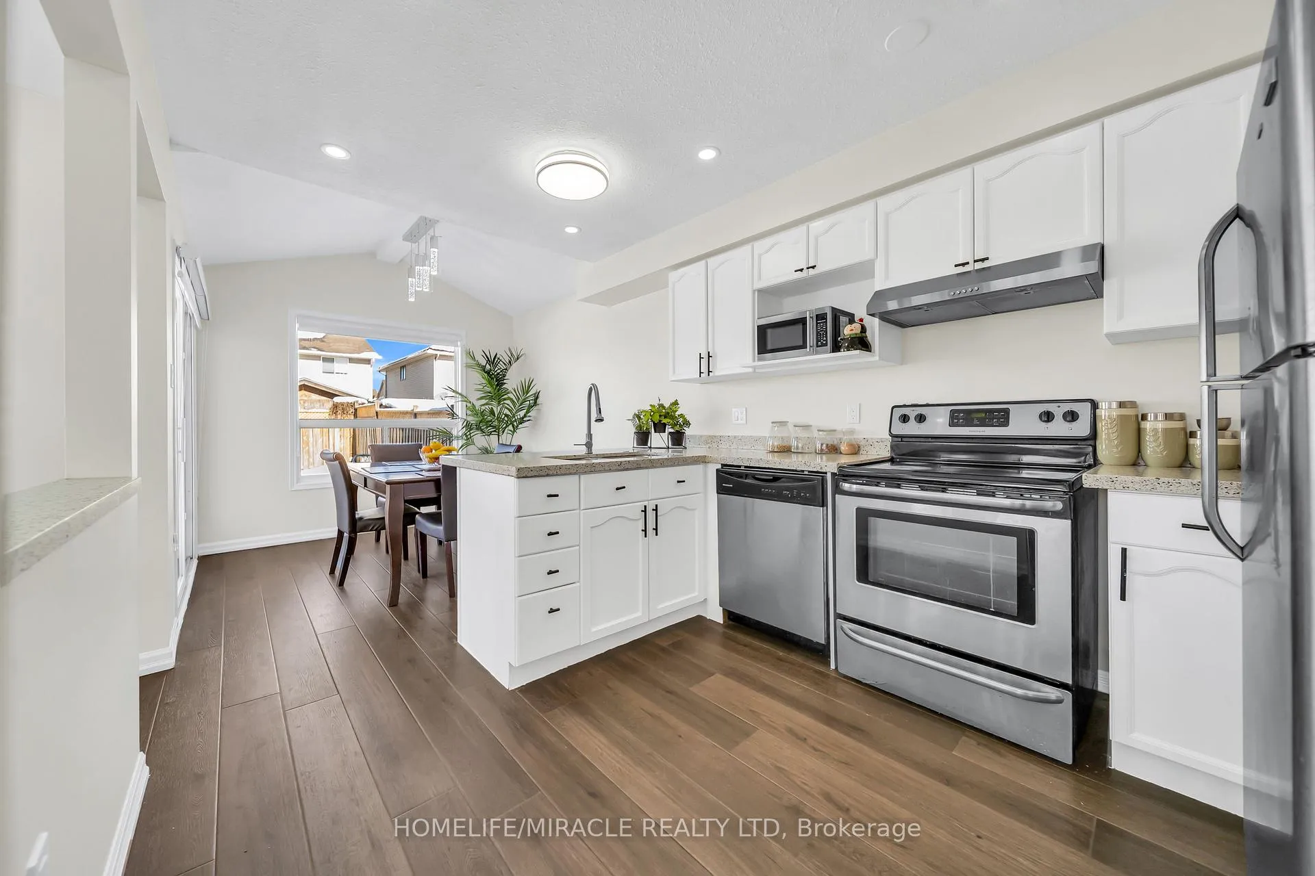Photo 12 of 25 Breesegarden Lane, Guelph, Grange Road — HOMEH