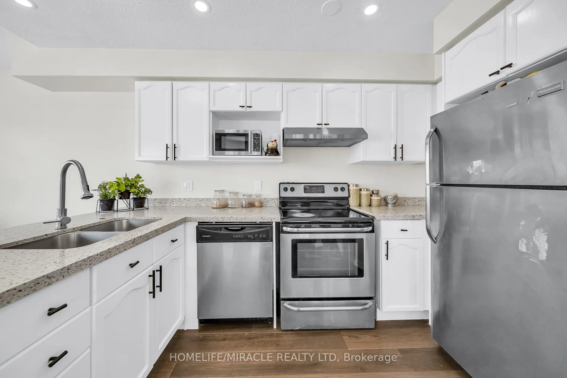 Photo 13 of 25 Breesegarden Lane, Guelph, Grange Road — HOMEH
