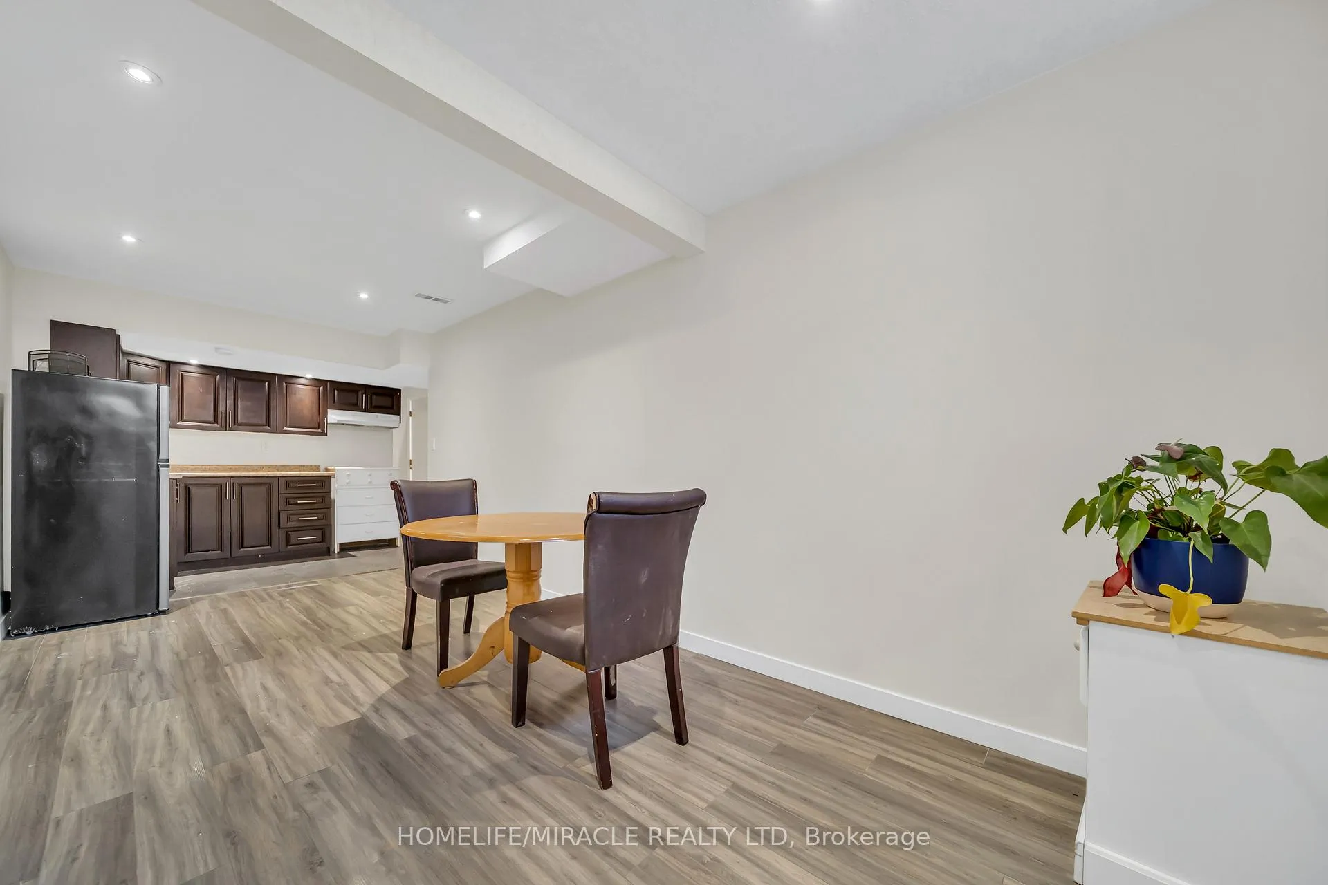 Photo 32 of 25 Breesegarden Lane, Guelph, Grange Road — HOMEH