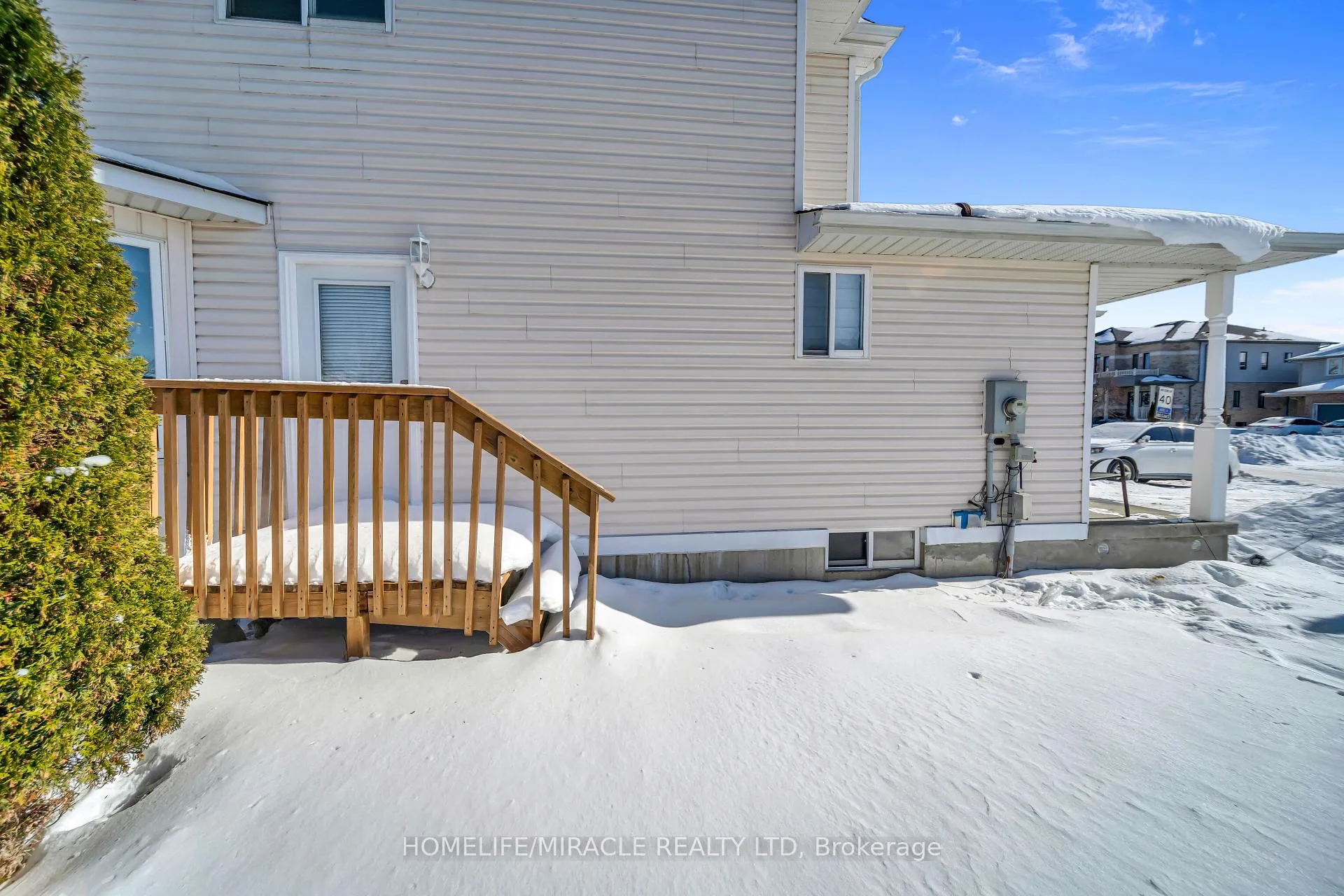 Photo 40 of 25 Breesegarden Lane, Guelph, Grange Road — HOMEH