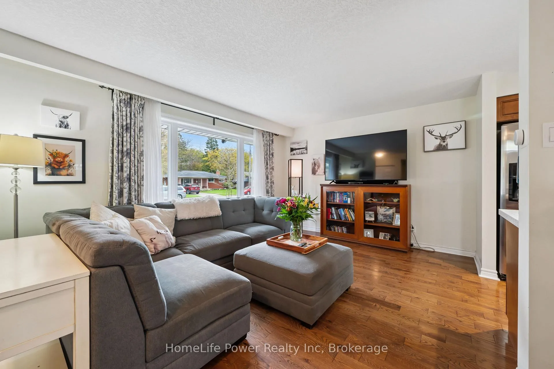 Photo 8 of 38 Balmoral Drive, Guelph, Riverside Park — HOMEH