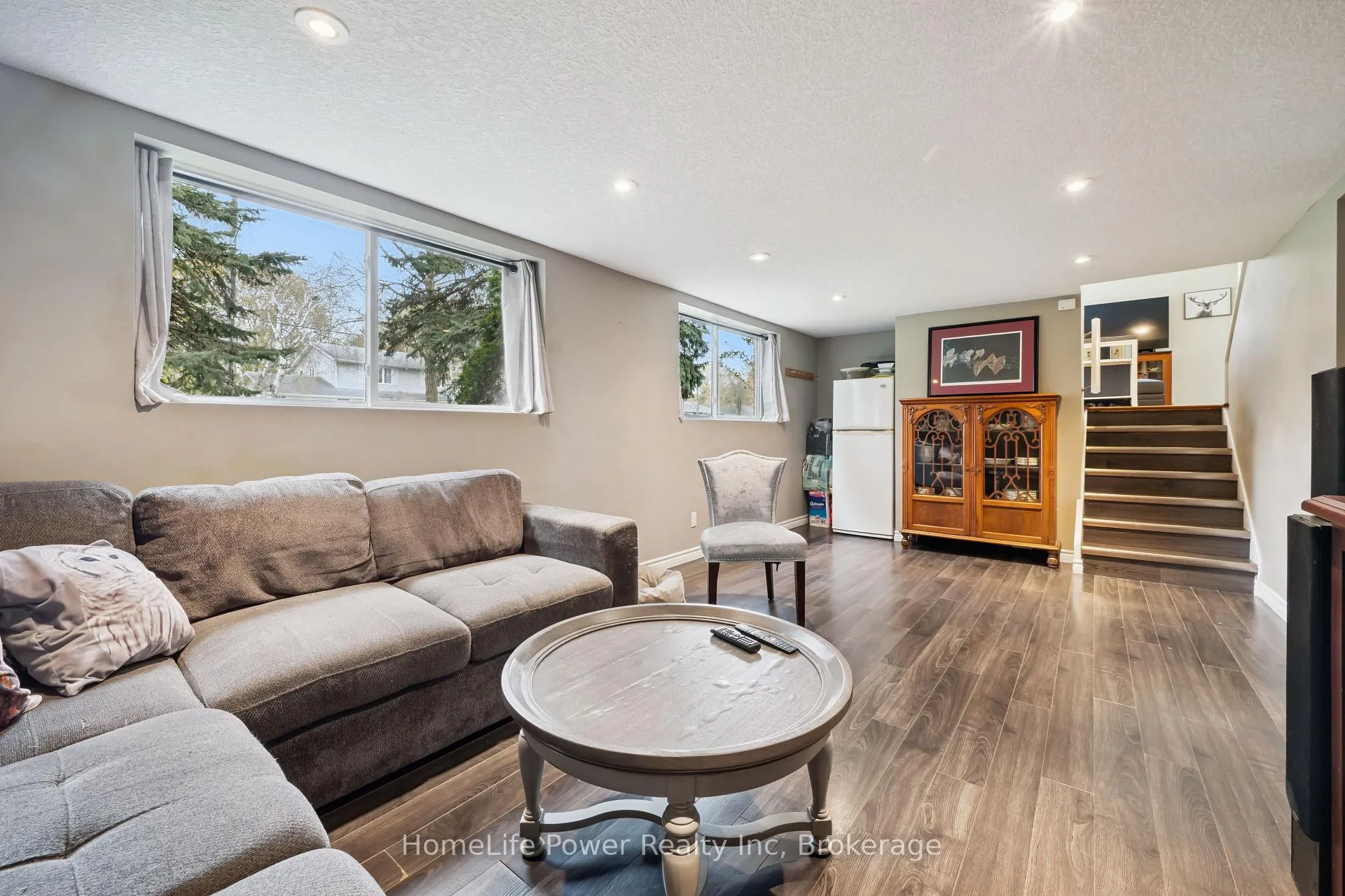 Photo 24 of 38 Balmoral Drive, Guelph, Riverside Park — HOMEH
