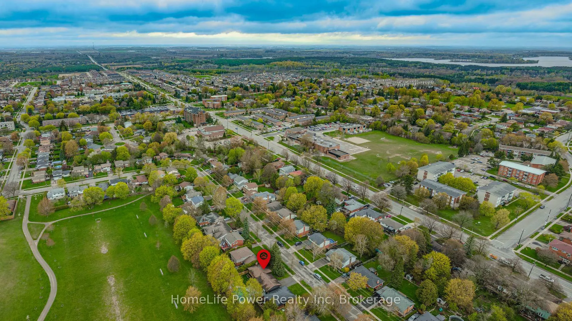 Photo 44 of 38 Balmoral Drive, Guelph, Riverside Park — HOMEH