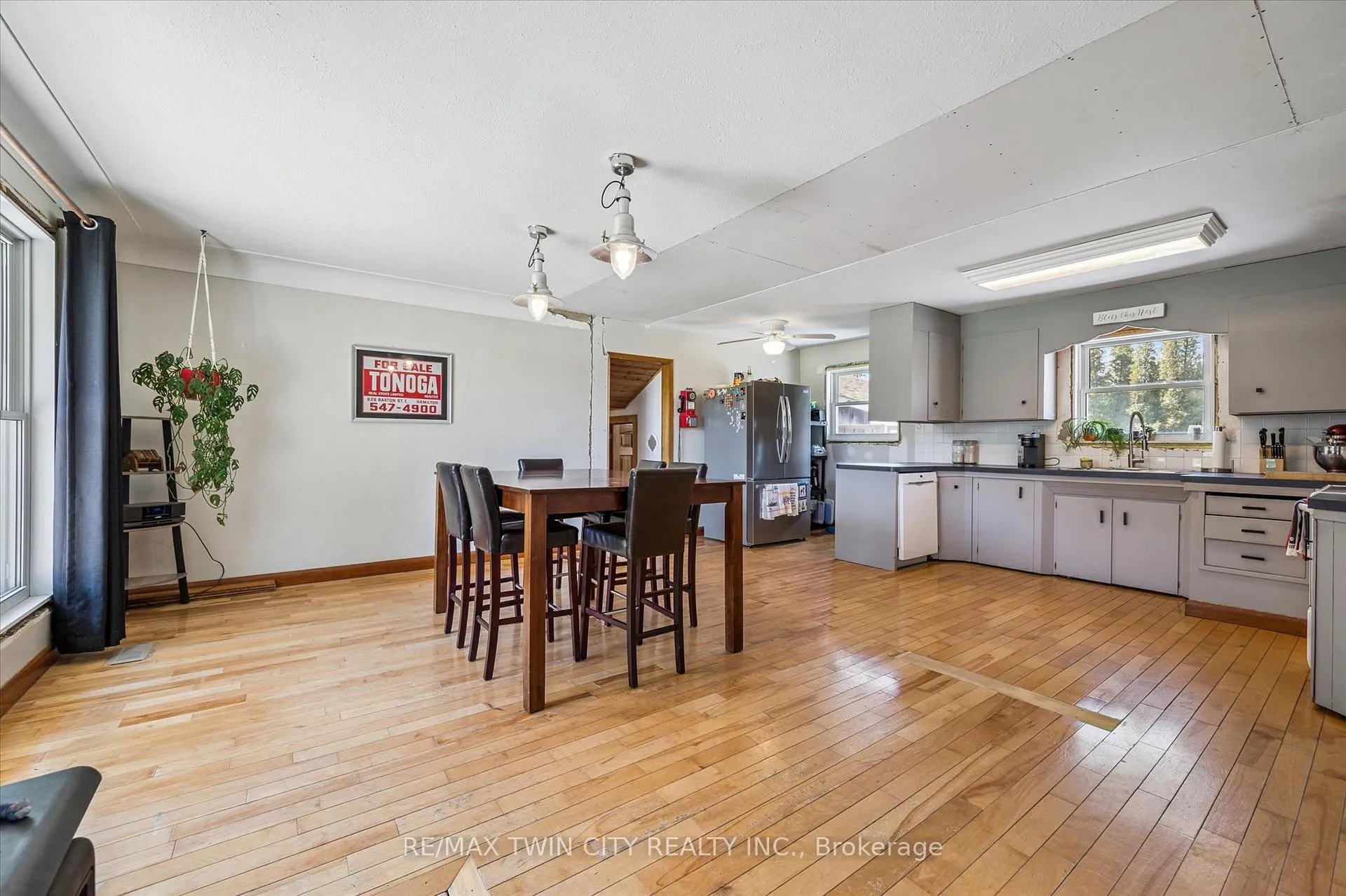 Photo 12 of 957 Middletown Road, Hamilton, Rural Flamborough — HOMEH