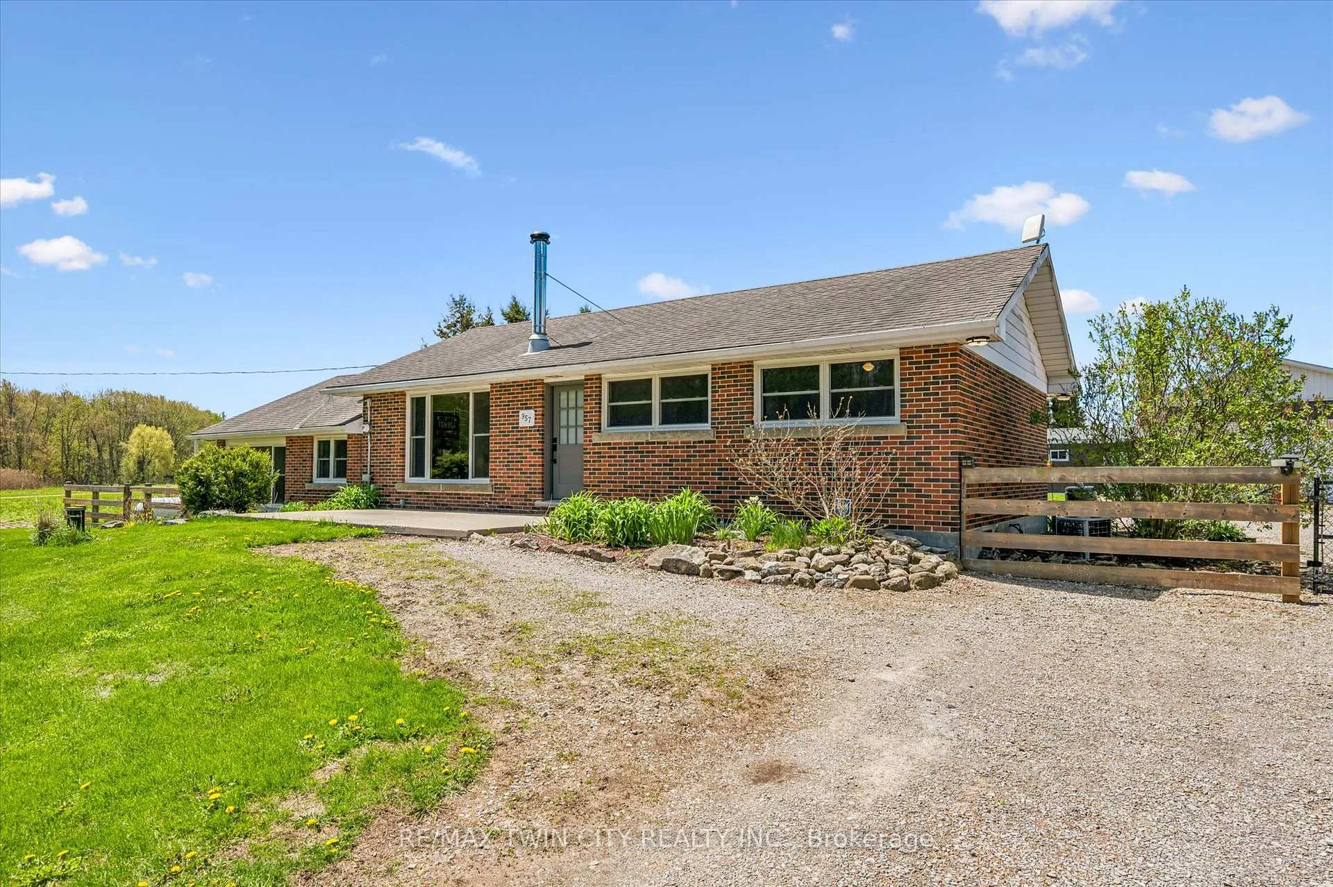 Photo 25 of 957 Middletown Road, Hamilton, Rural Flamborough — HOMEH