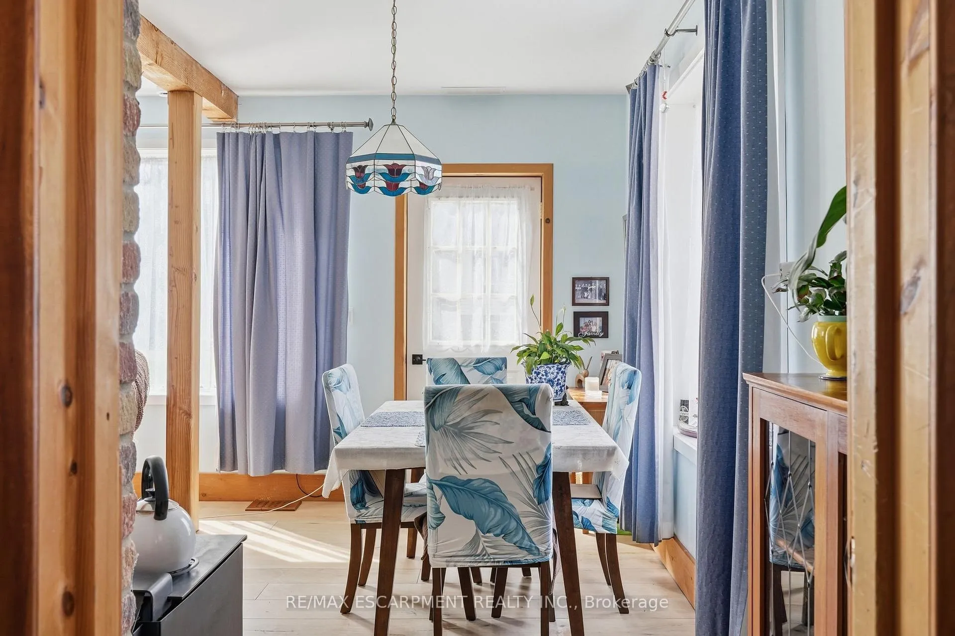 Photo 6 of 181 Dill Street, Bracebridge, Macaulay — HOMEH