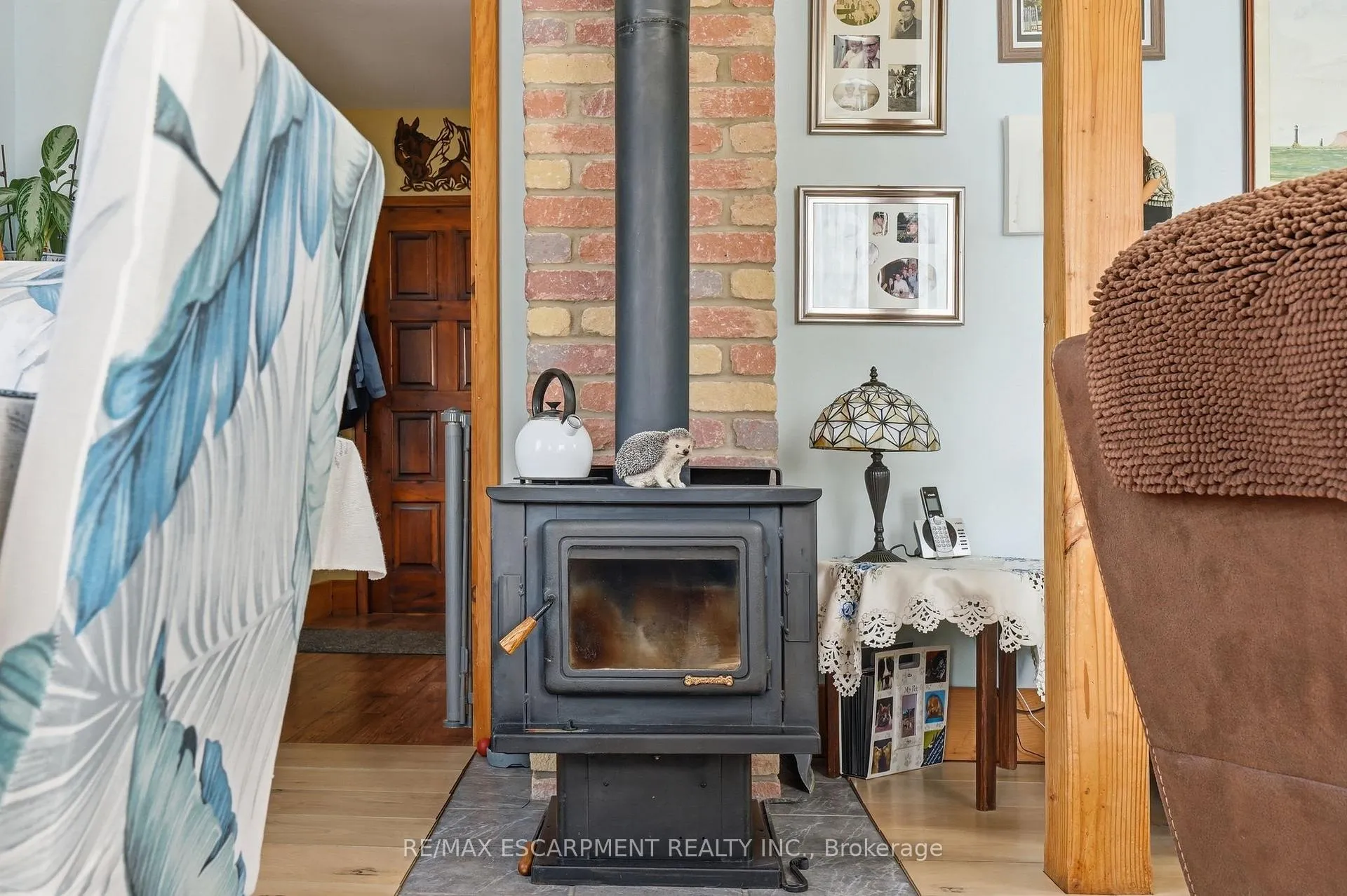 Photo 9 of 181 Dill Street, Bracebridge, Macaulay — HOMEH