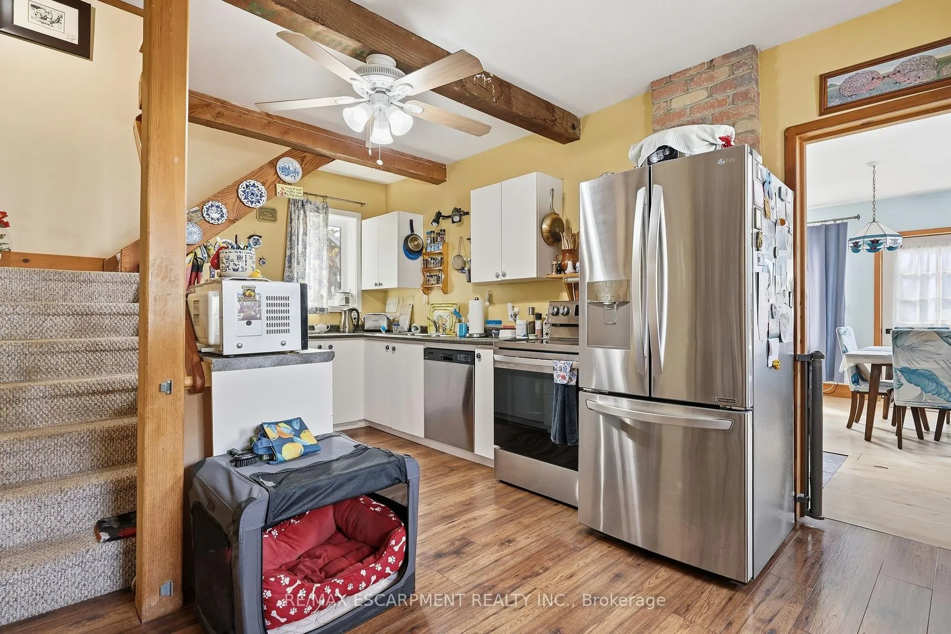 Photo 10 of 181 Dill Street, Bracebridge, Macaulay — HOMEH