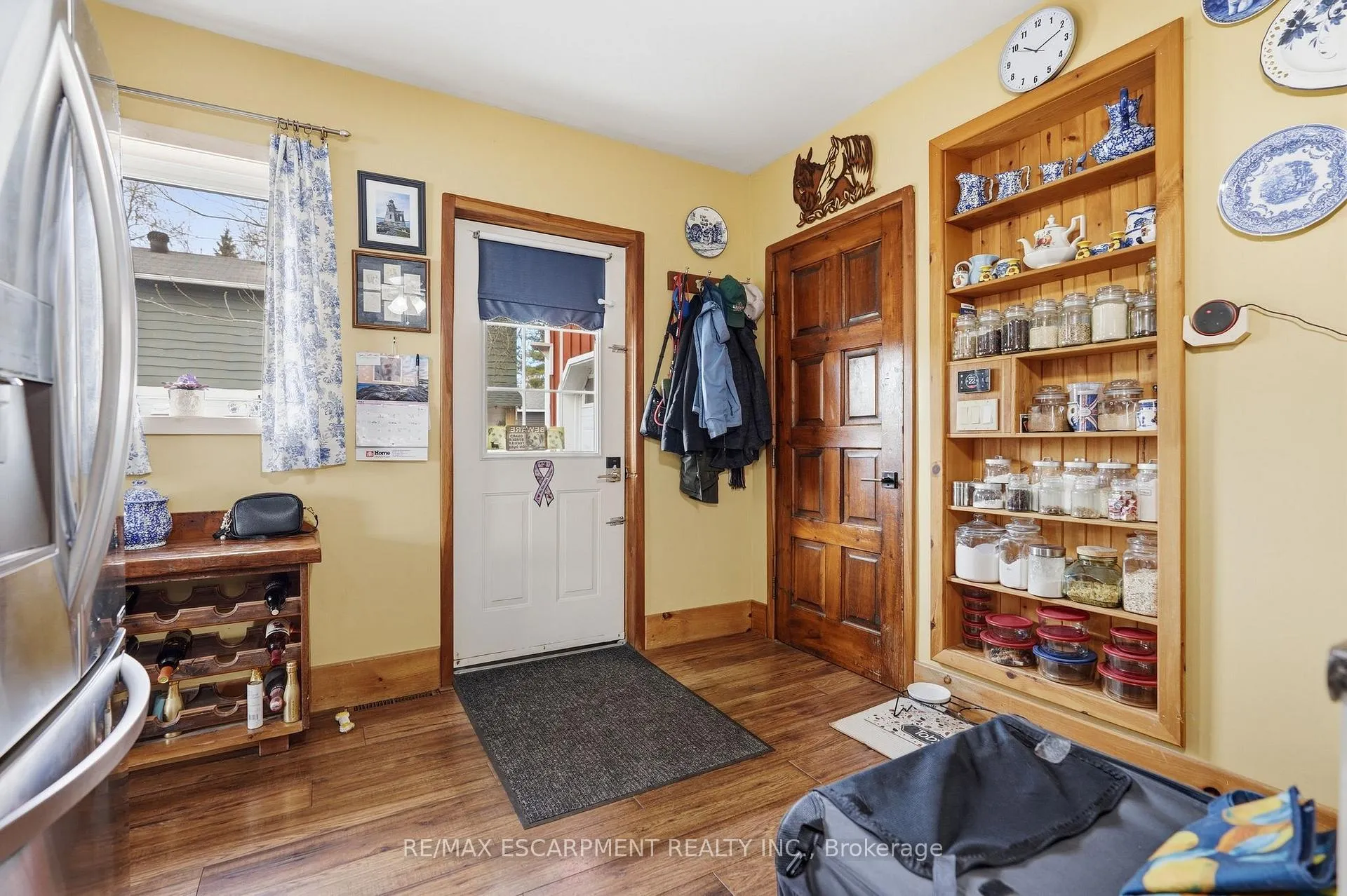 Photo 24 of 181 Dill Street, Bracebridge, Macaulay — HOMEH