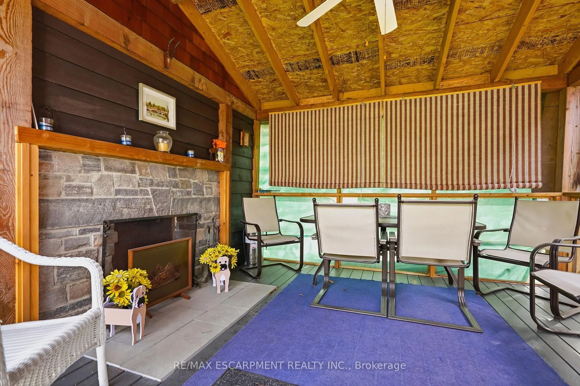 Photo 26 of 181 Dill Street, Bracebridge, Macaulay — HOMEH