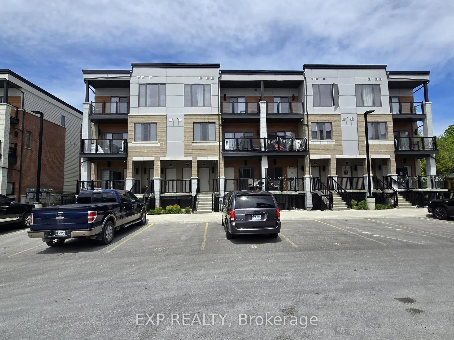 Front of Unit 13, 25 Isherwood Avenue