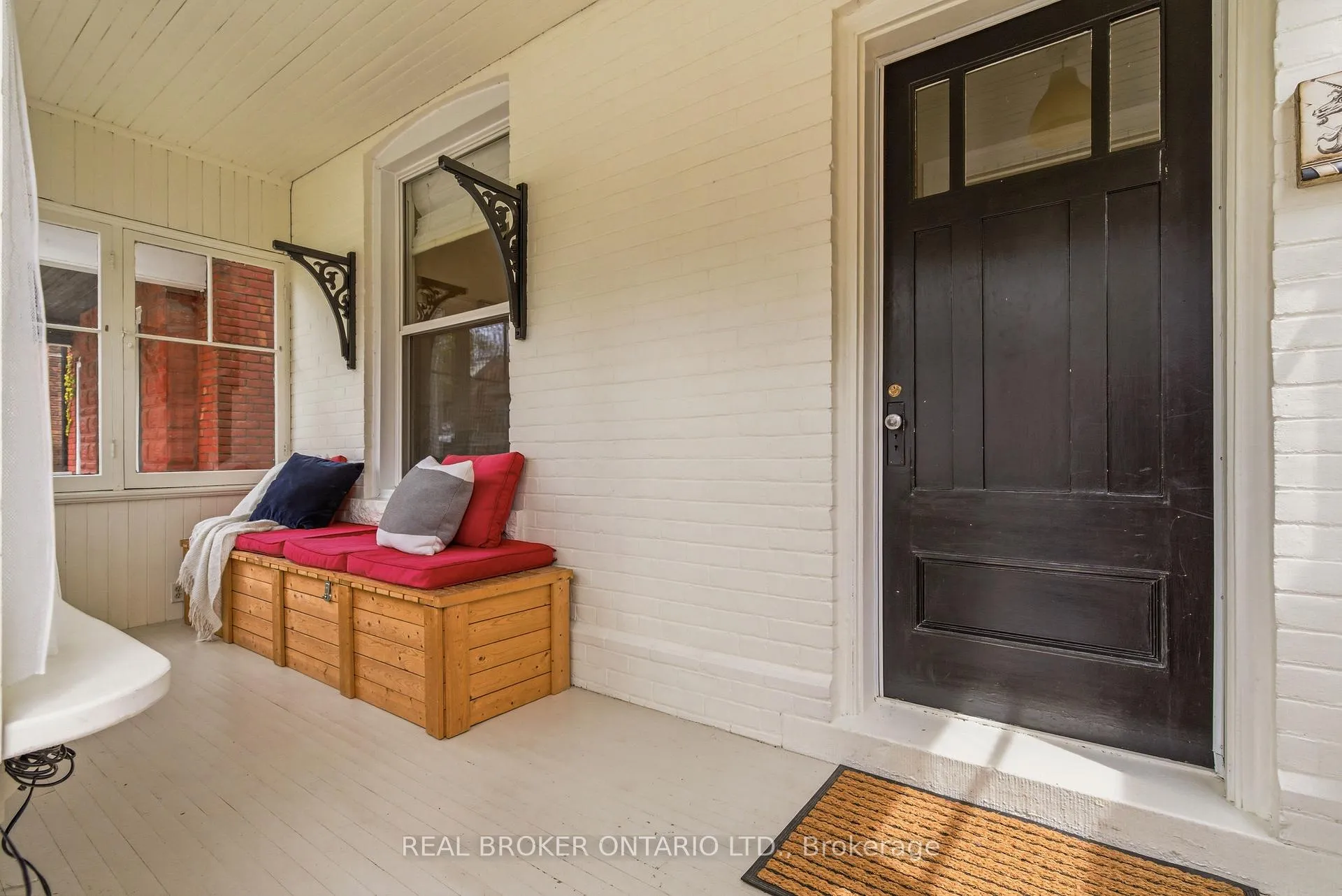 Photo 3 of 197 Burris Street, Hamilton, St. Clair — HOMEH