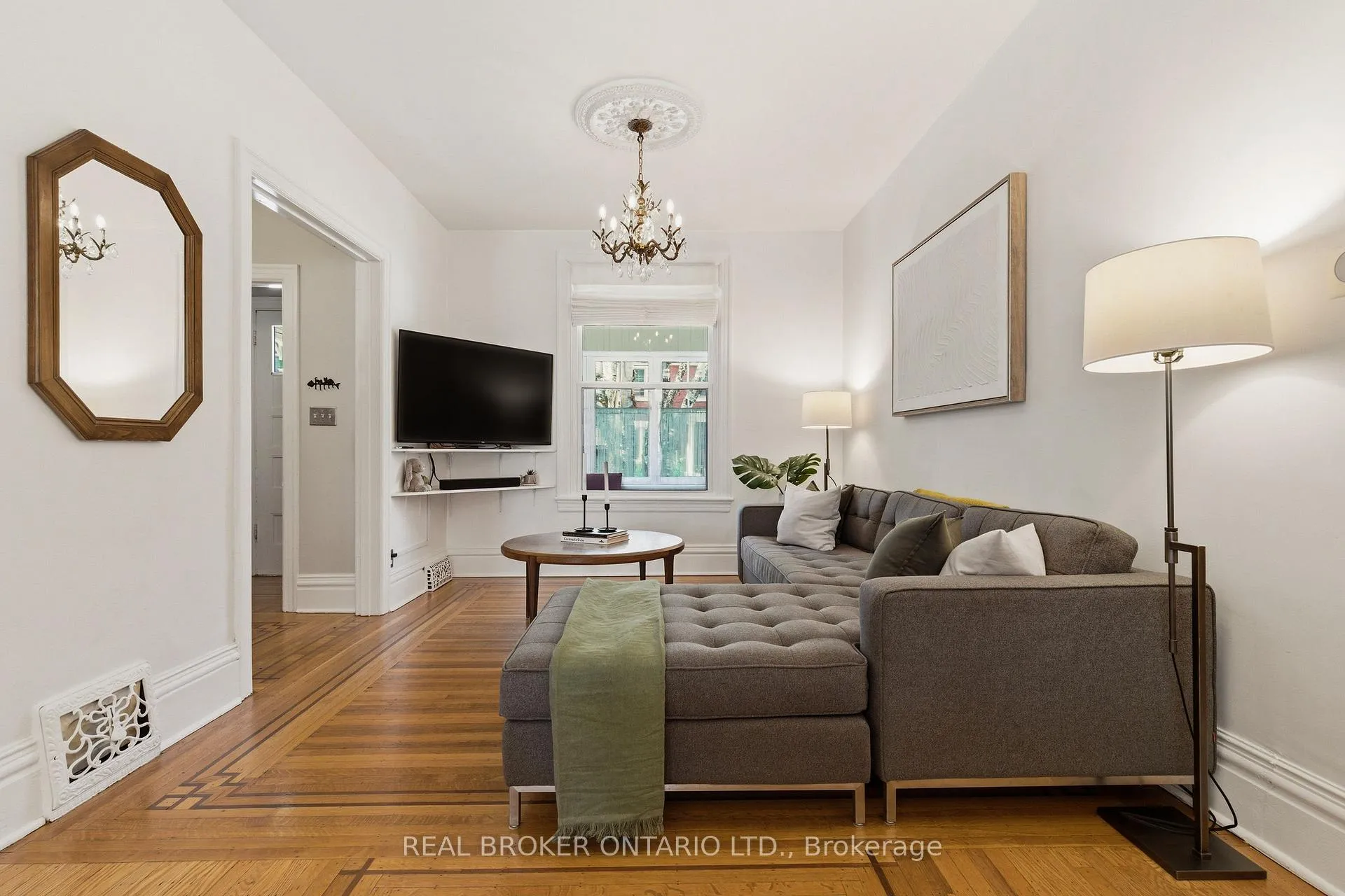 Photo 8 of 197 Burris Street, Hamilton, St. Clair — HOMEH