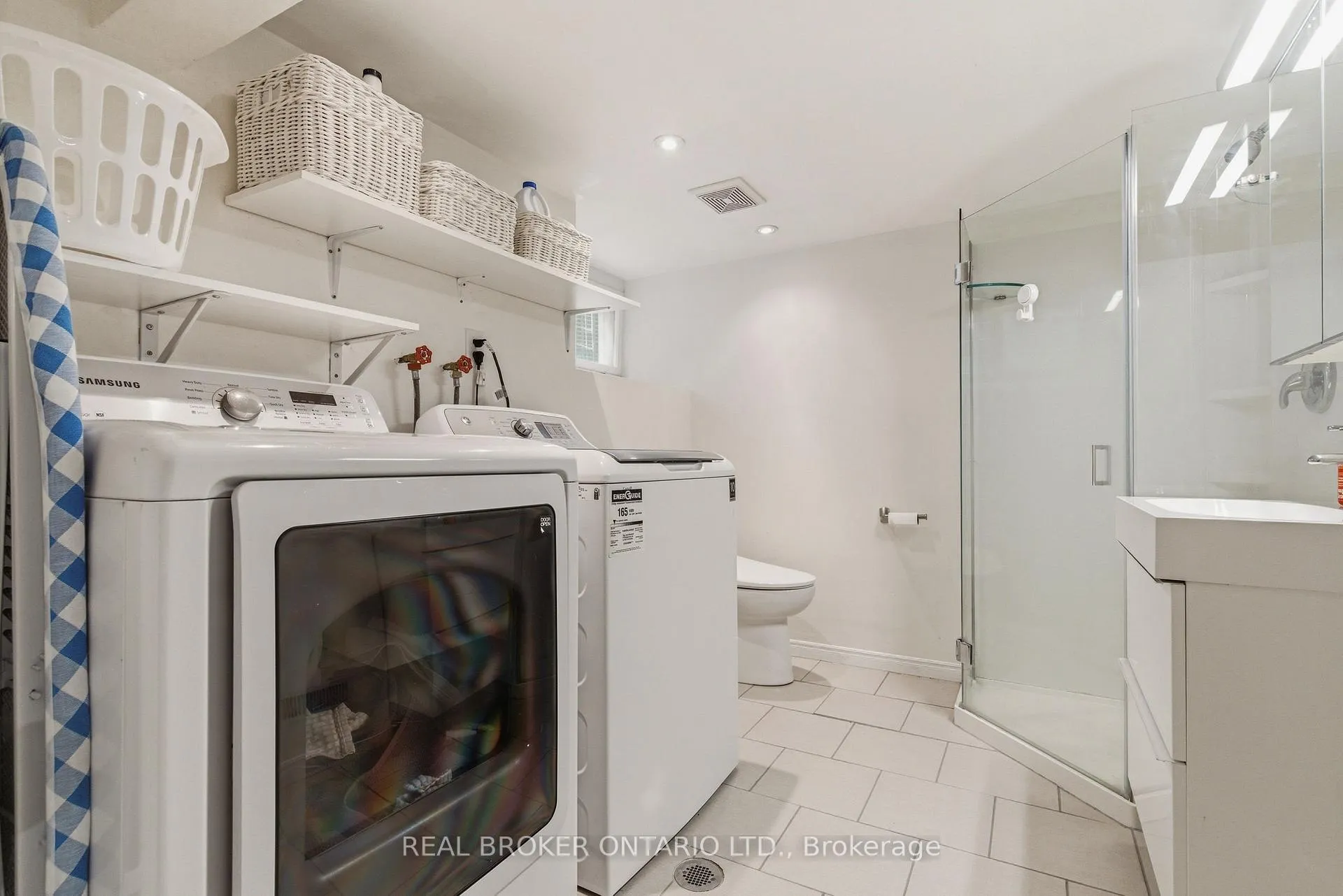 Photo 38 of 197 Burris Street, Hamilton, St. Clair — HOMEH