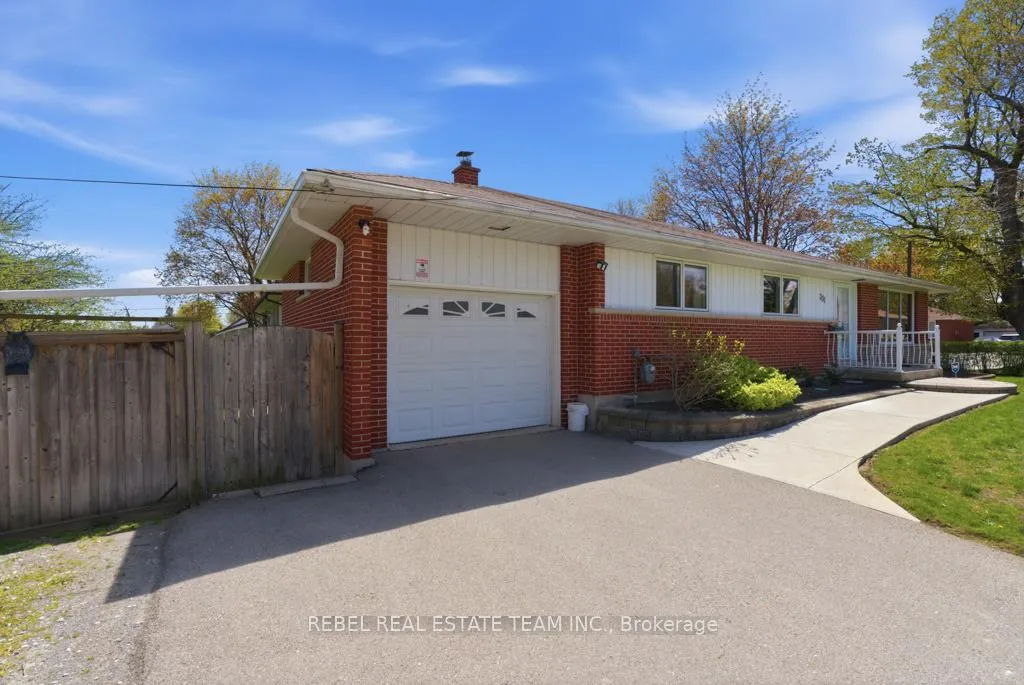 Photo 2 of 331 Walmer Road, Oshawa, McLaughlin — HOMEH