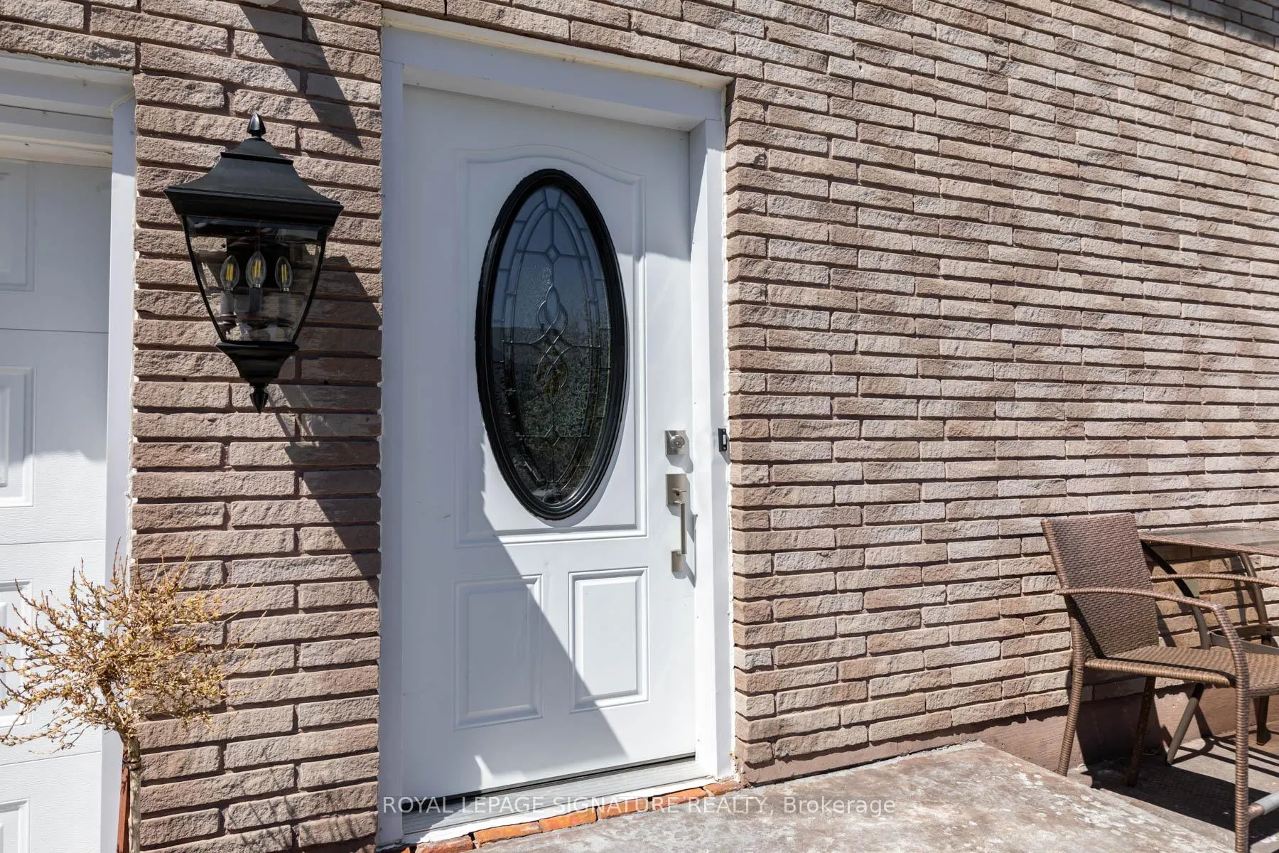 Photo 1 of 34 Kingswood Drive E, Clarington, Courtice — HOMEH