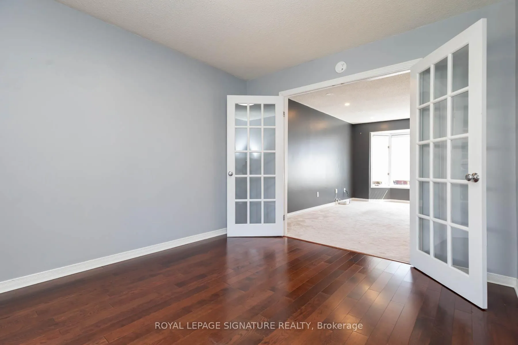 Photo 11 of 34 Kingswood Drive E, Clarington, Courtice — HOMEH
