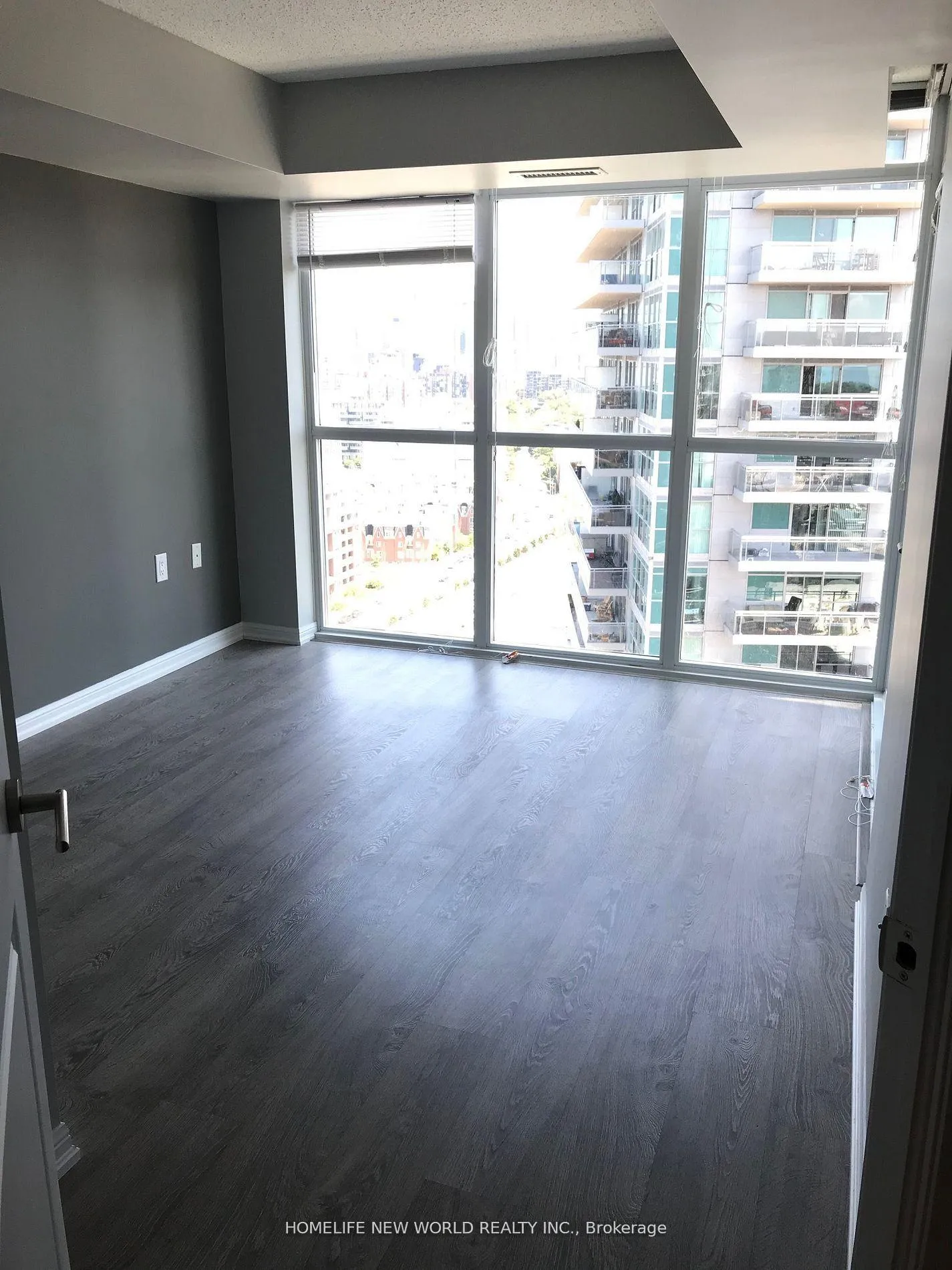 Photo 7 of Unit 1305, 125 Western Battery Road, Toronto, Niagara — HOMEH