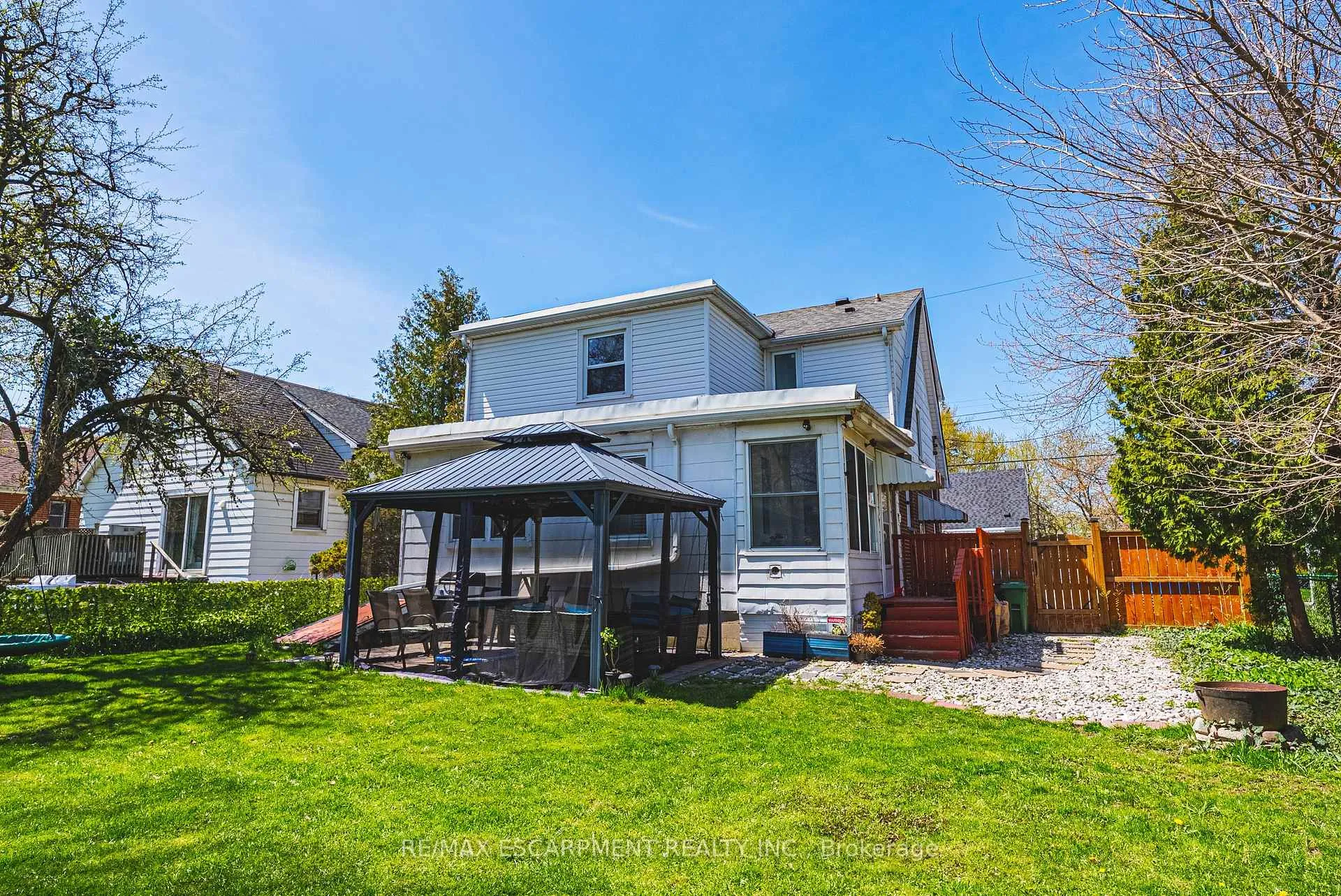 Photo 22 of Unit Main, 5 West 3rd Street, Hamilton, Bonnington — HOMEH
