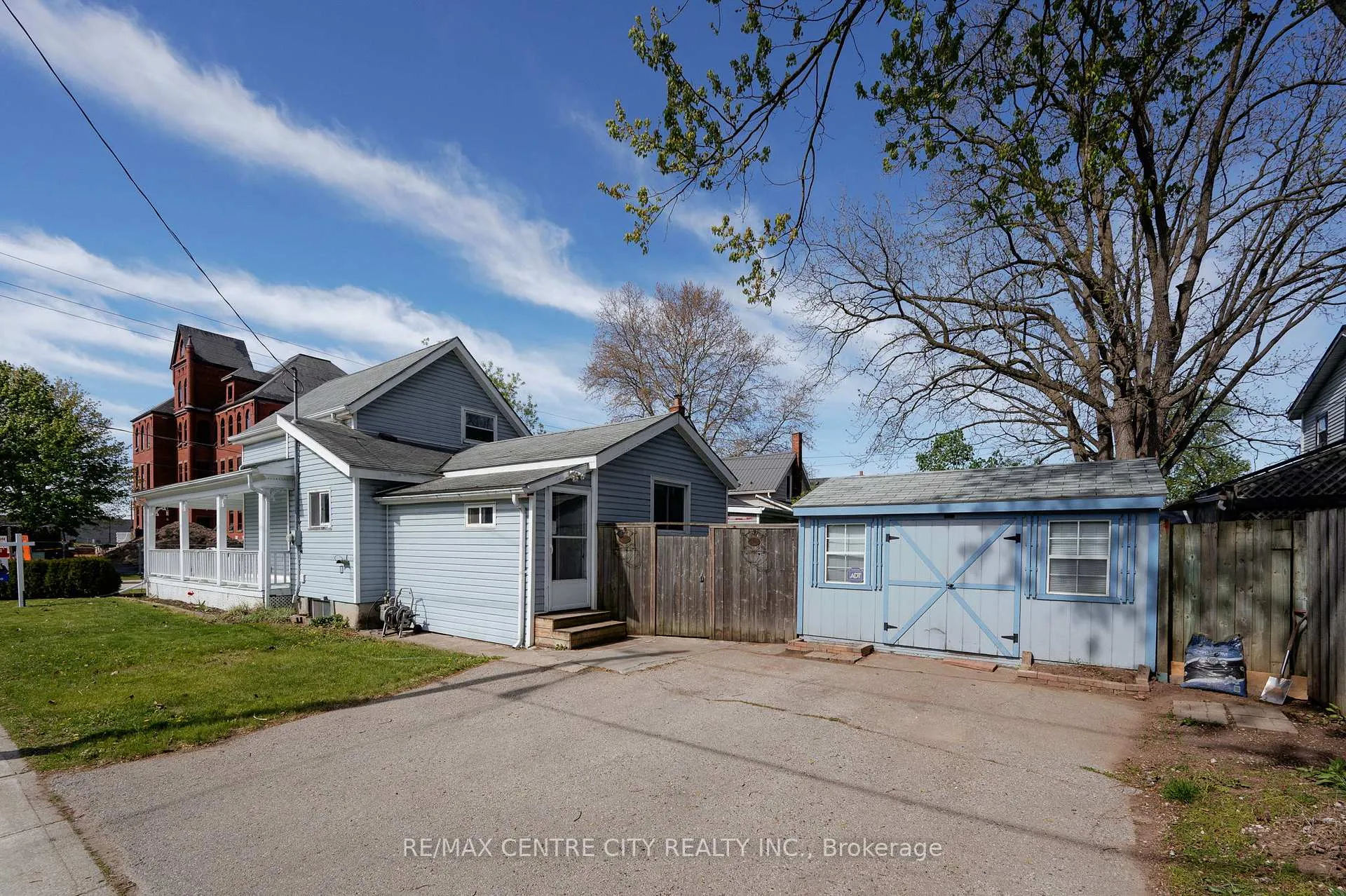 Photo 5 of 23 Malakoff Street, St. Thomas — HOMEH