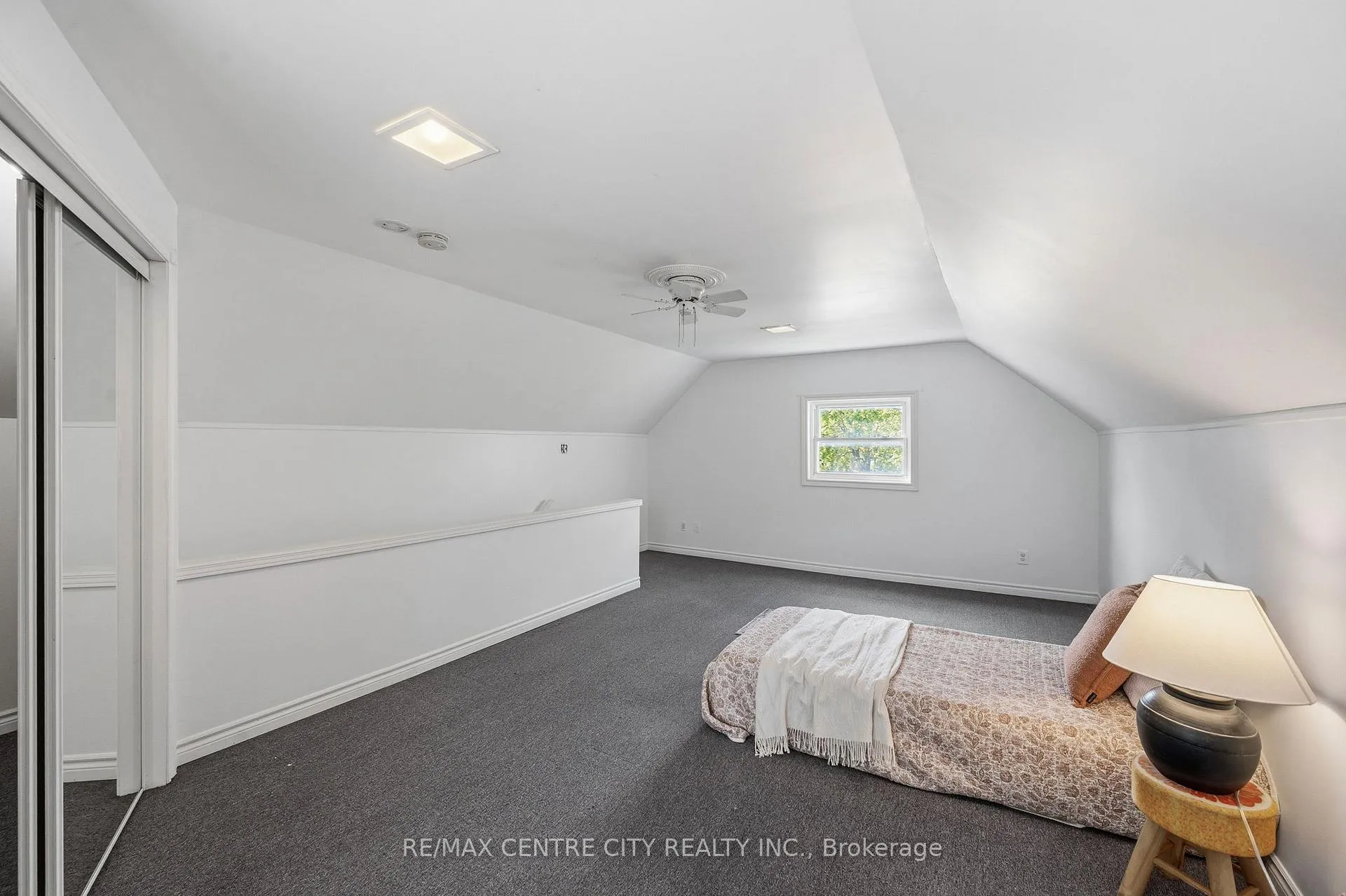 Photo 18 of 23 Malakoff Street, St. Thomas — HOMEH