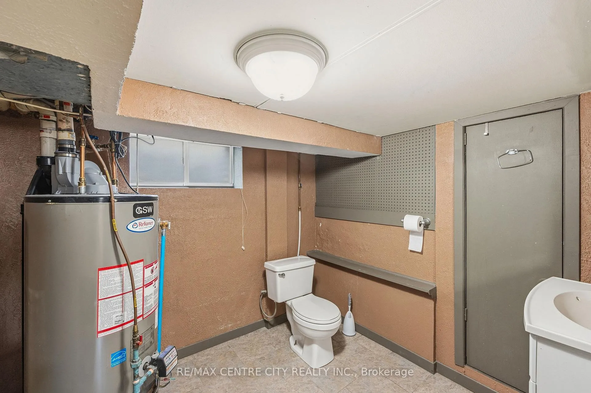 Photo 20 of 23 Malakoff Street, St. Thomas — HOMEH