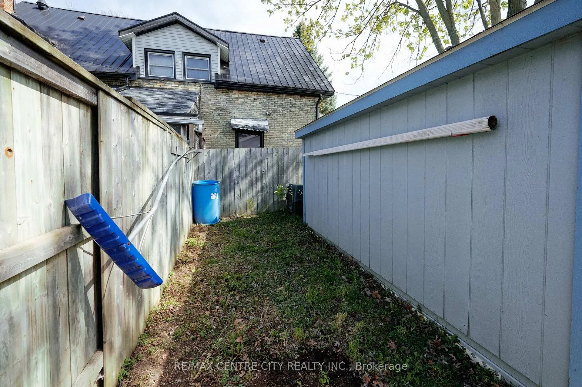 Photo 31 of 23 Malakoff Street, St. Thomas — HOMEH