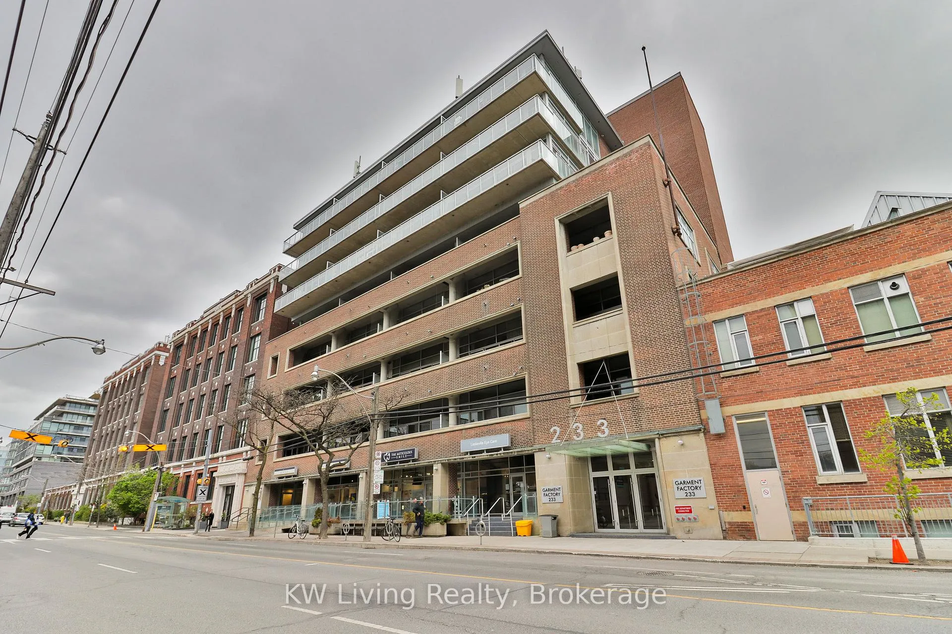 Front of Unit 703, 233 Carlaw Avenue