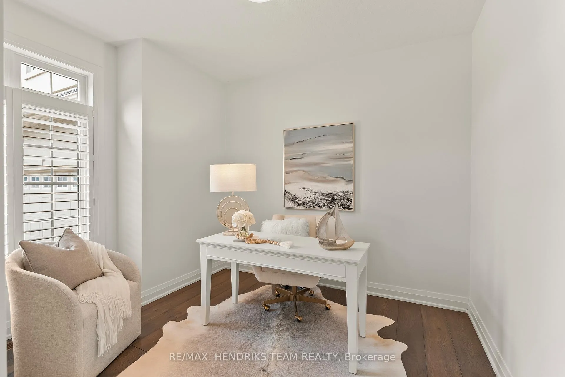Photo 5 of 13 Mclean Court, St. Catharines, Grapeview — HOMEH