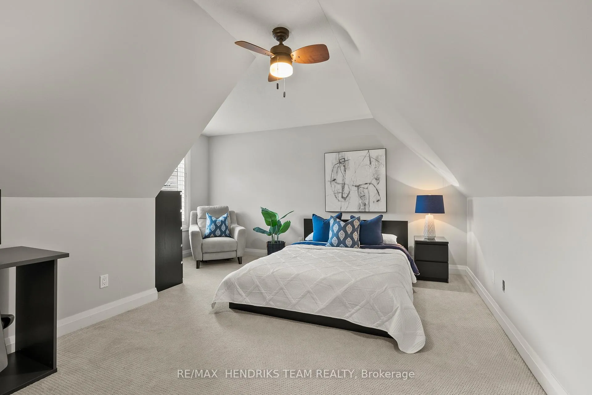 Photo 30 of 13 Mclean Court, St. Catharines, Grapeview — HOMEH