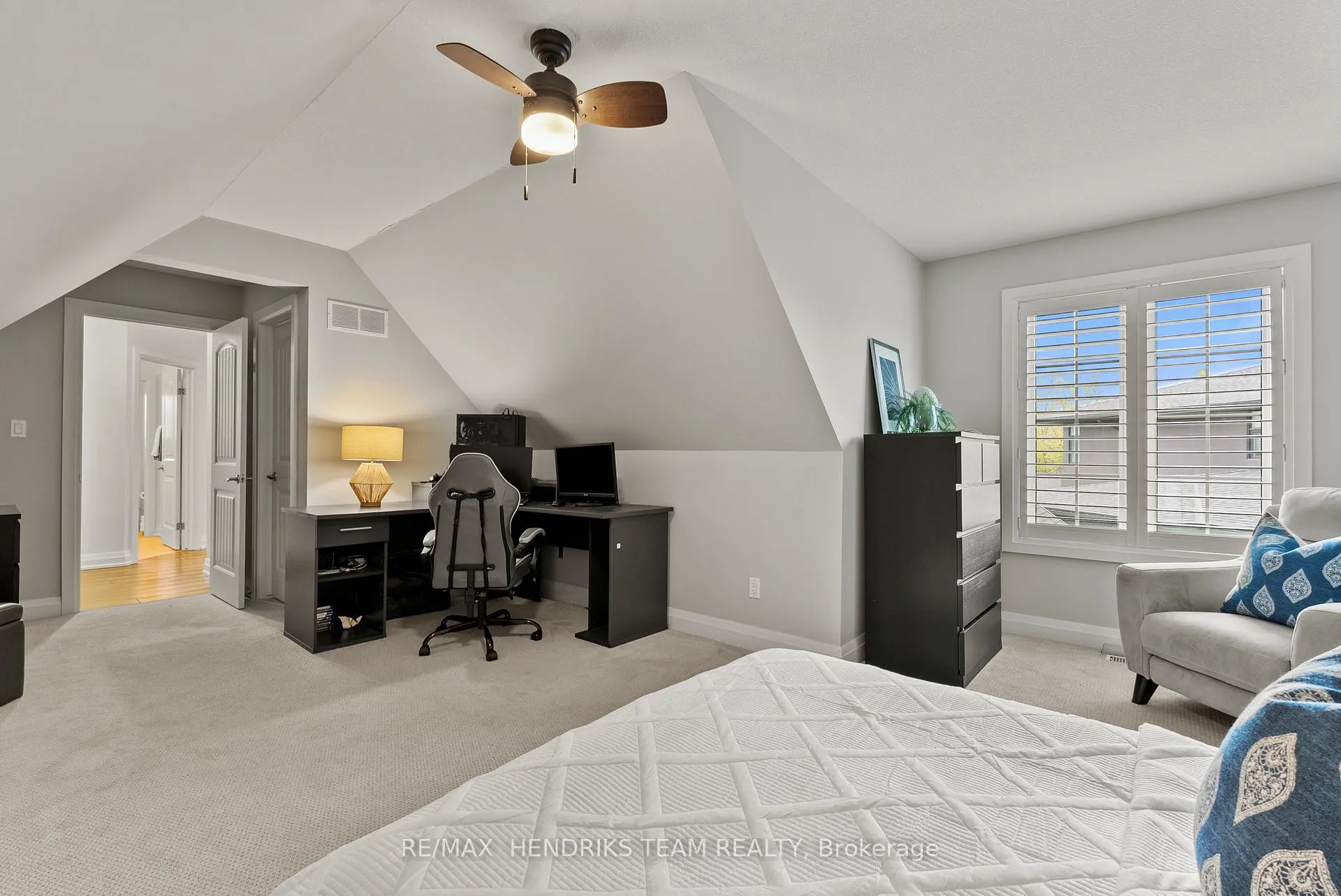 Photo 31 of 13 Mclean Court, St. Catharines, Grapeview — HOMEH