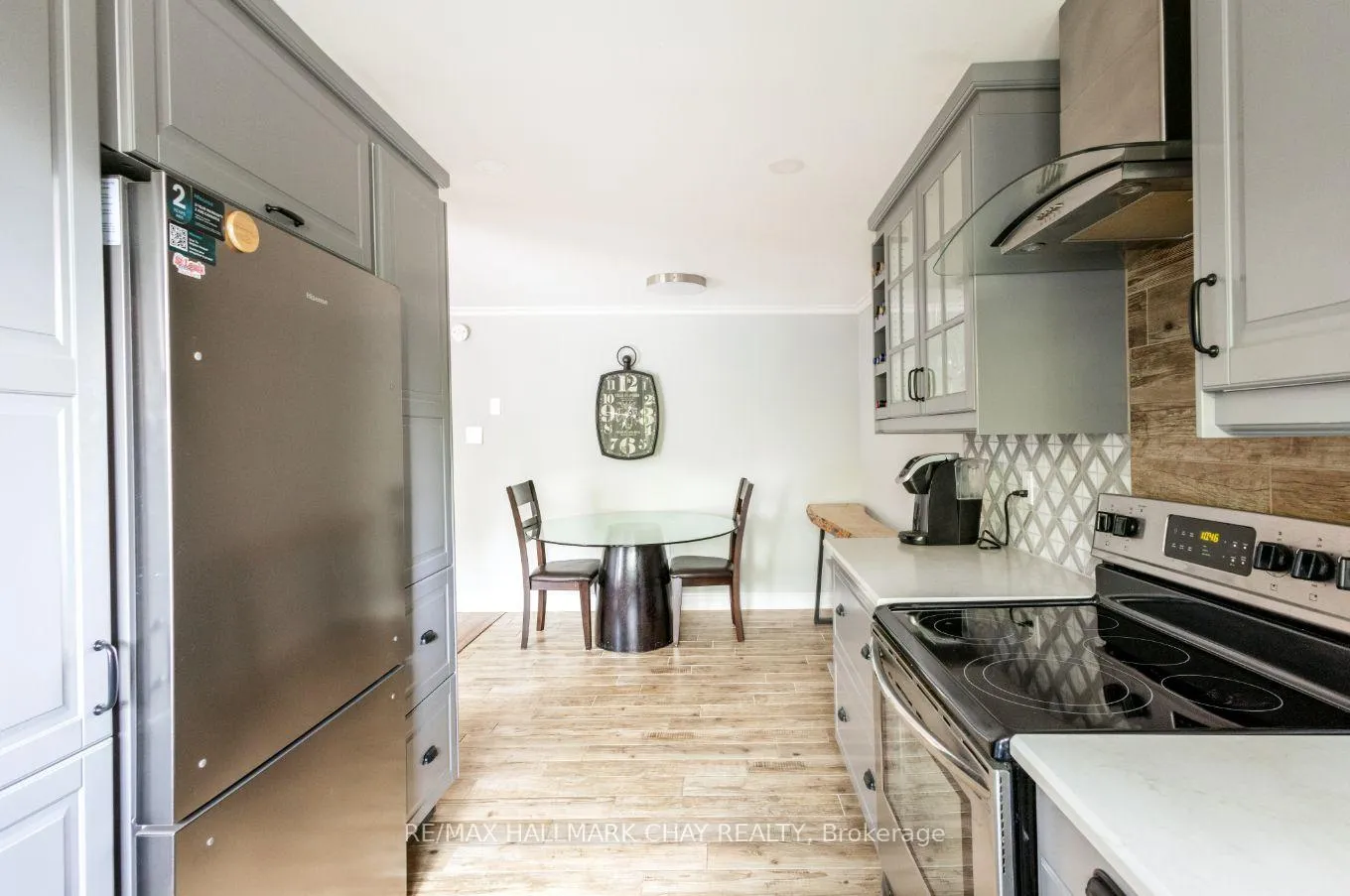 Photo 9 of 11 Quail Crescent, Barrie, Ardagh — HOMEH