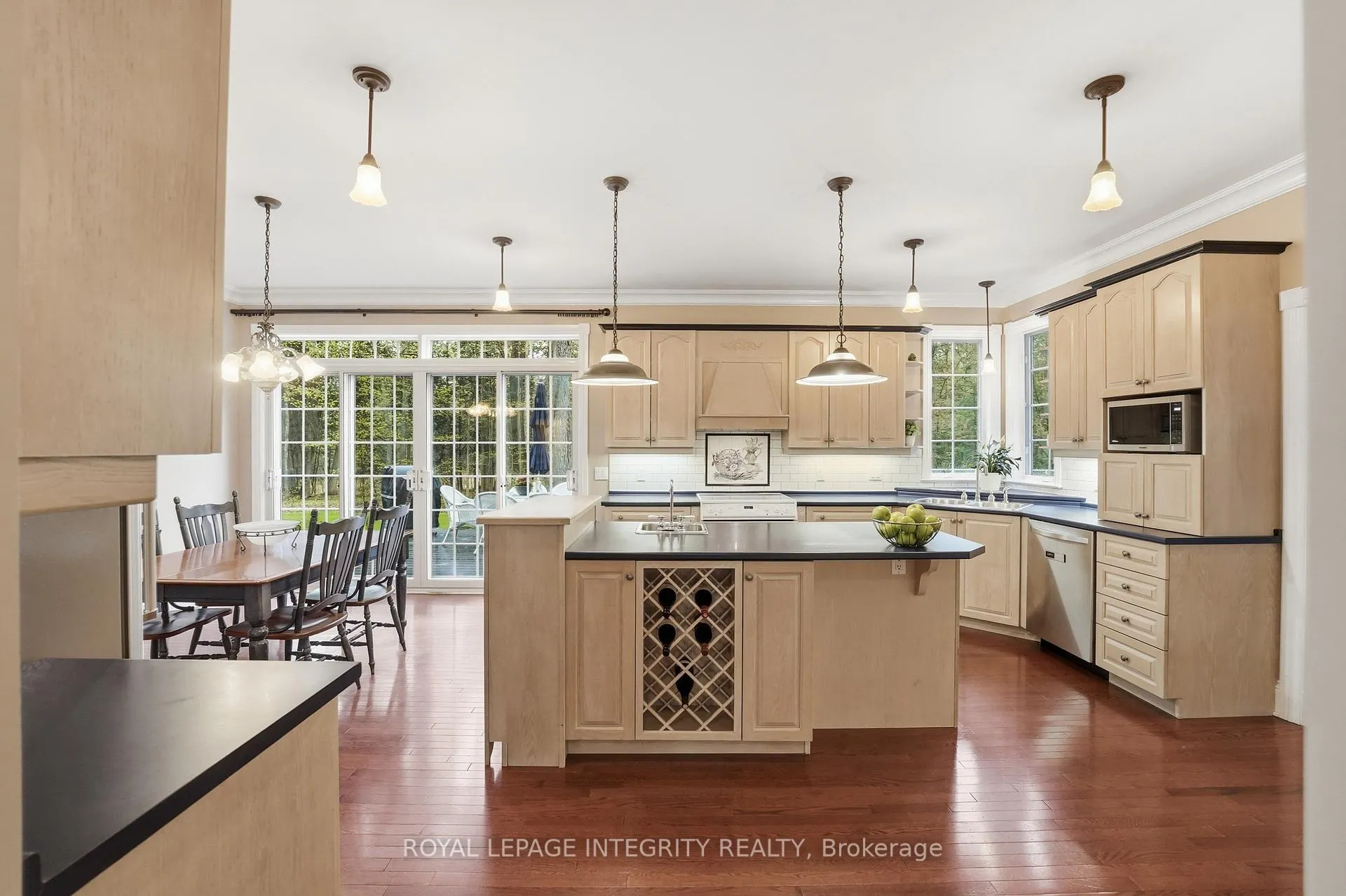 Photo 12 of 42 Marchvale Drive, Ottawa, Kanata - Rural Kanata (Central) — HOMEH