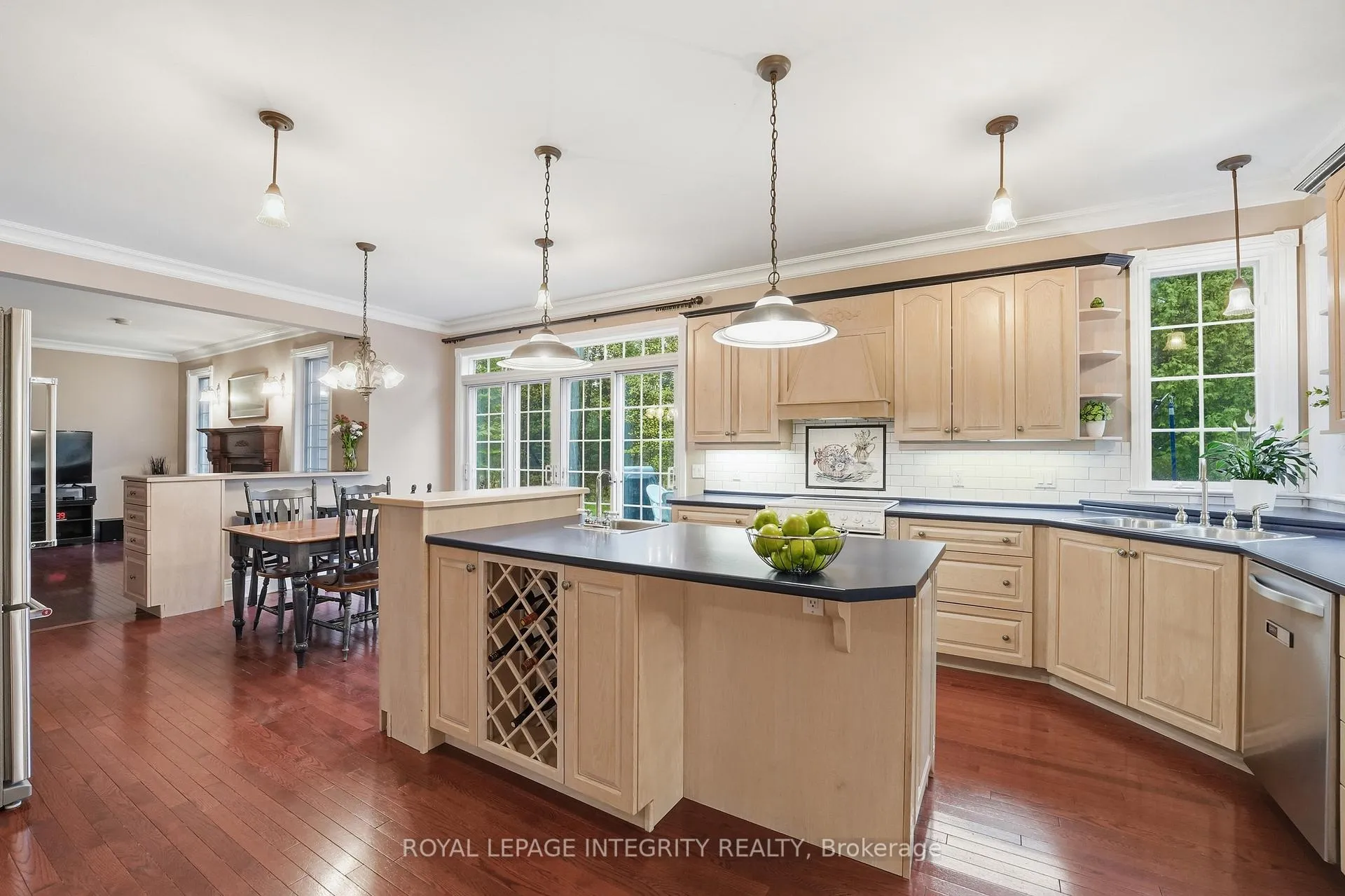 Photo 16 of 42 Marchvale Drive, Ottawa, Kanata - Rural Kanata (Central) — HOMEH