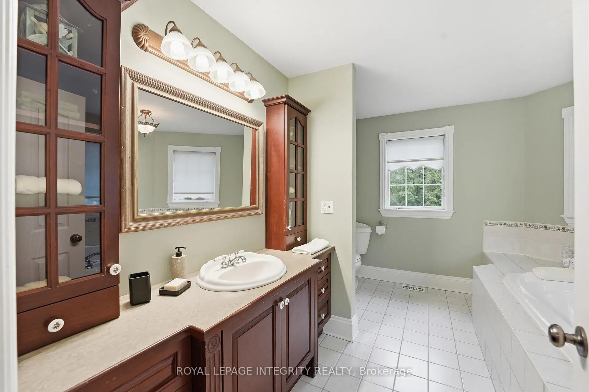 Photo 33 of 42 Marchvale Drive, Ottawa, Kanata - Rural Kanata (Central) — HOMEH