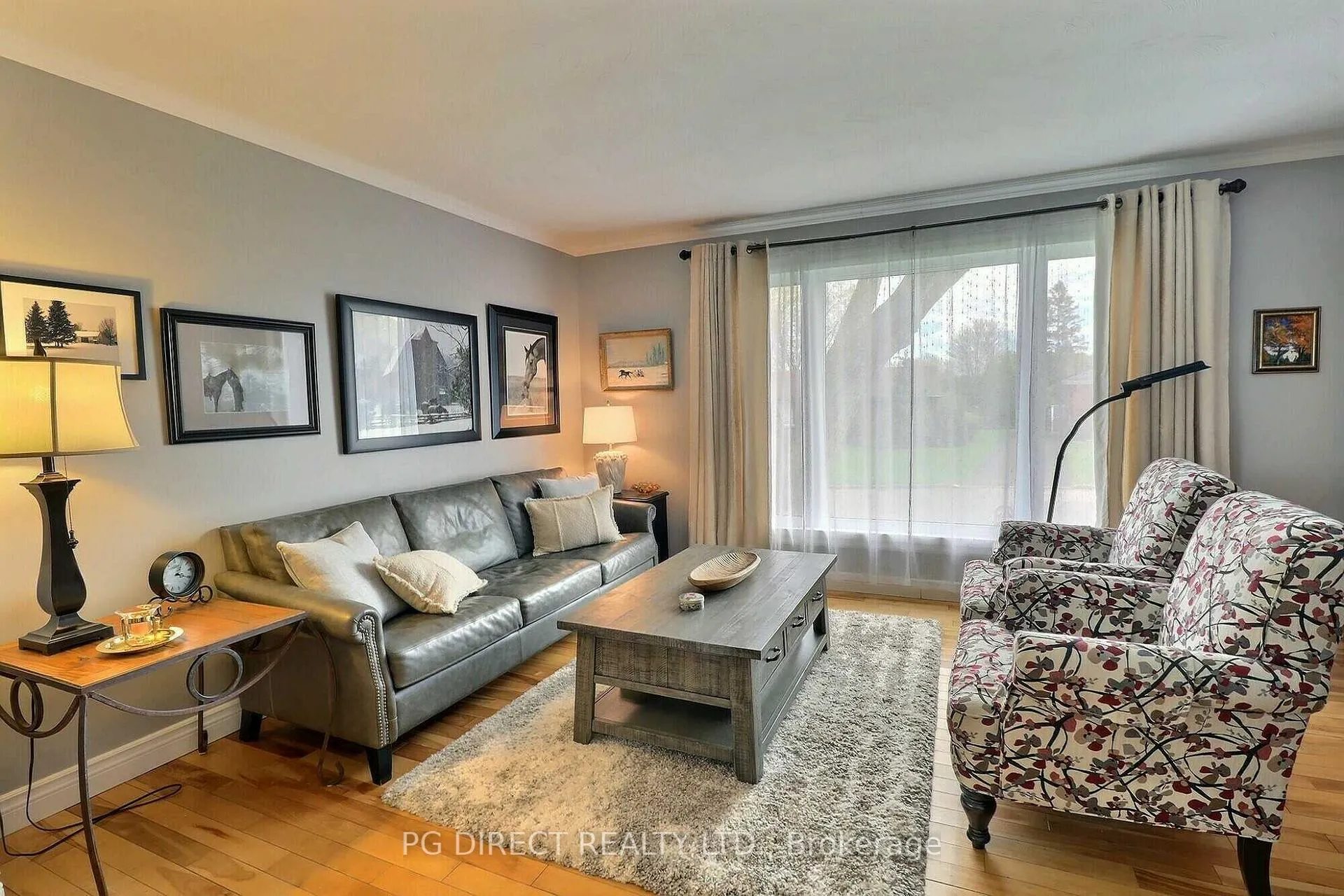 Photo 7 of 19 Manor Drive, Brockville — HOMEH