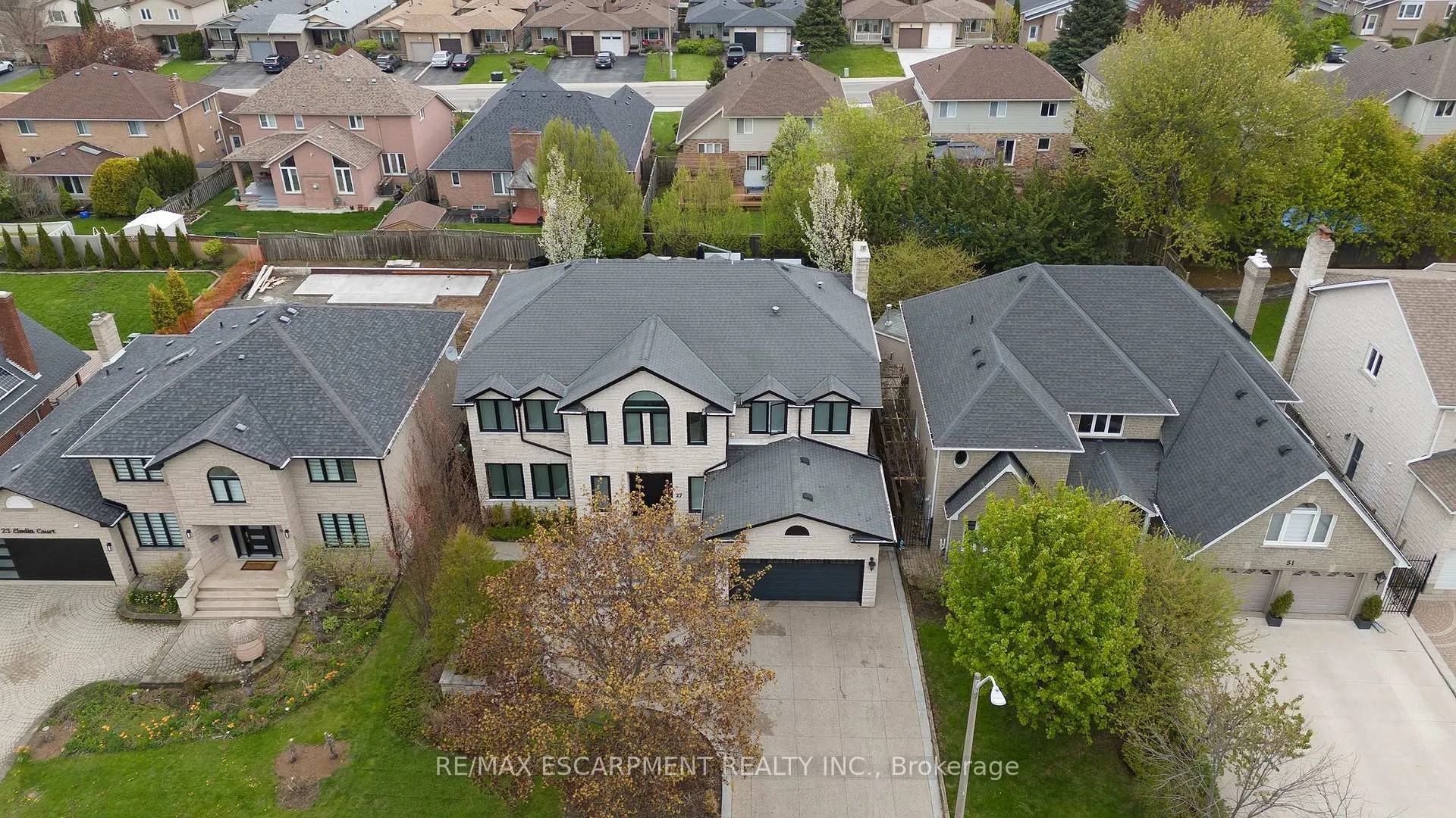 Front of 27 Elodia Court