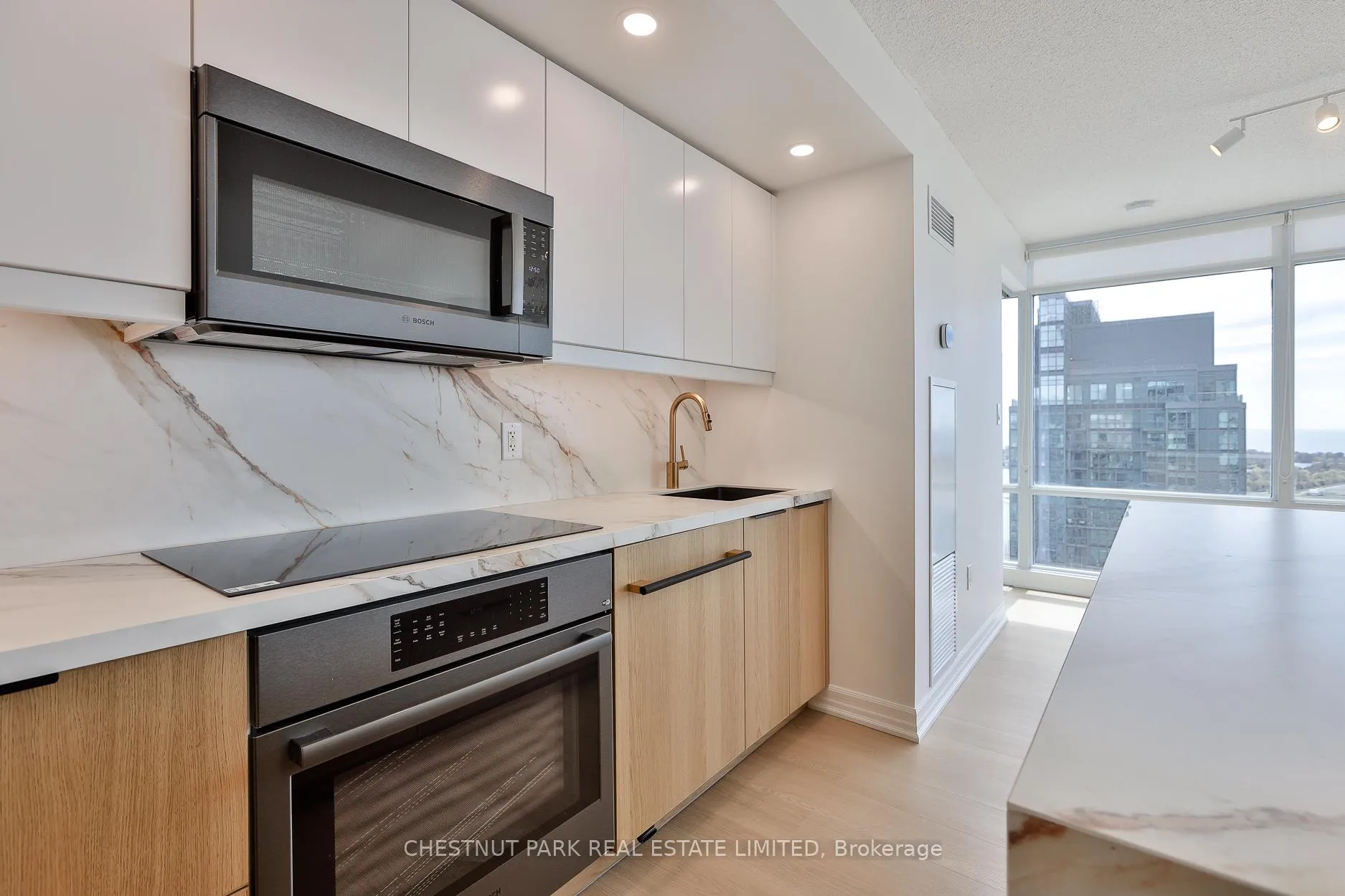 Photo 6 of Unit 4307, 25 Telegram Mews, Toronto, Waterfront Communities — HOMEH
