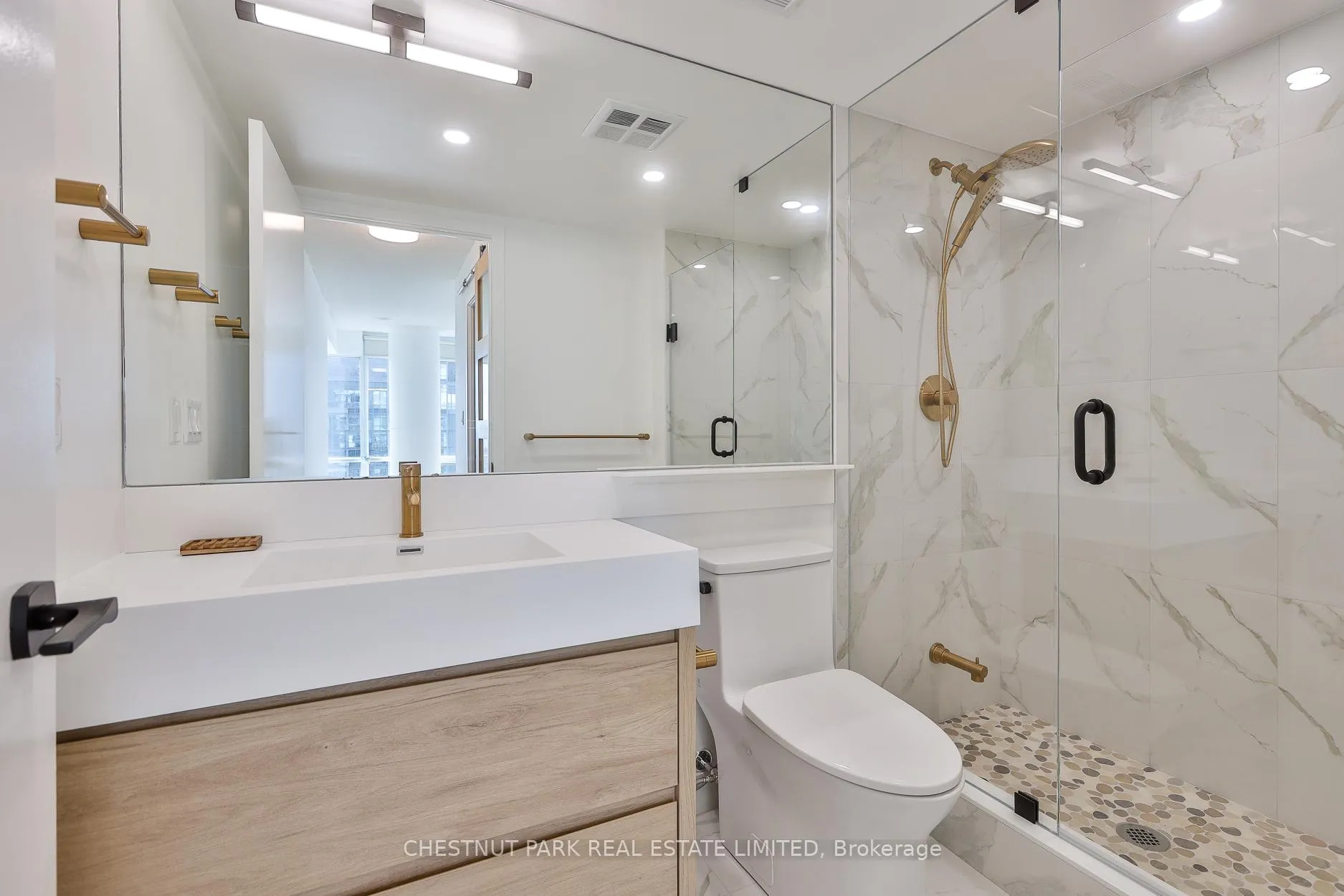 Photo 19 of Unit 4307, 25 Telegram Mews, Toronto, Waterfront Communities — HOMEH