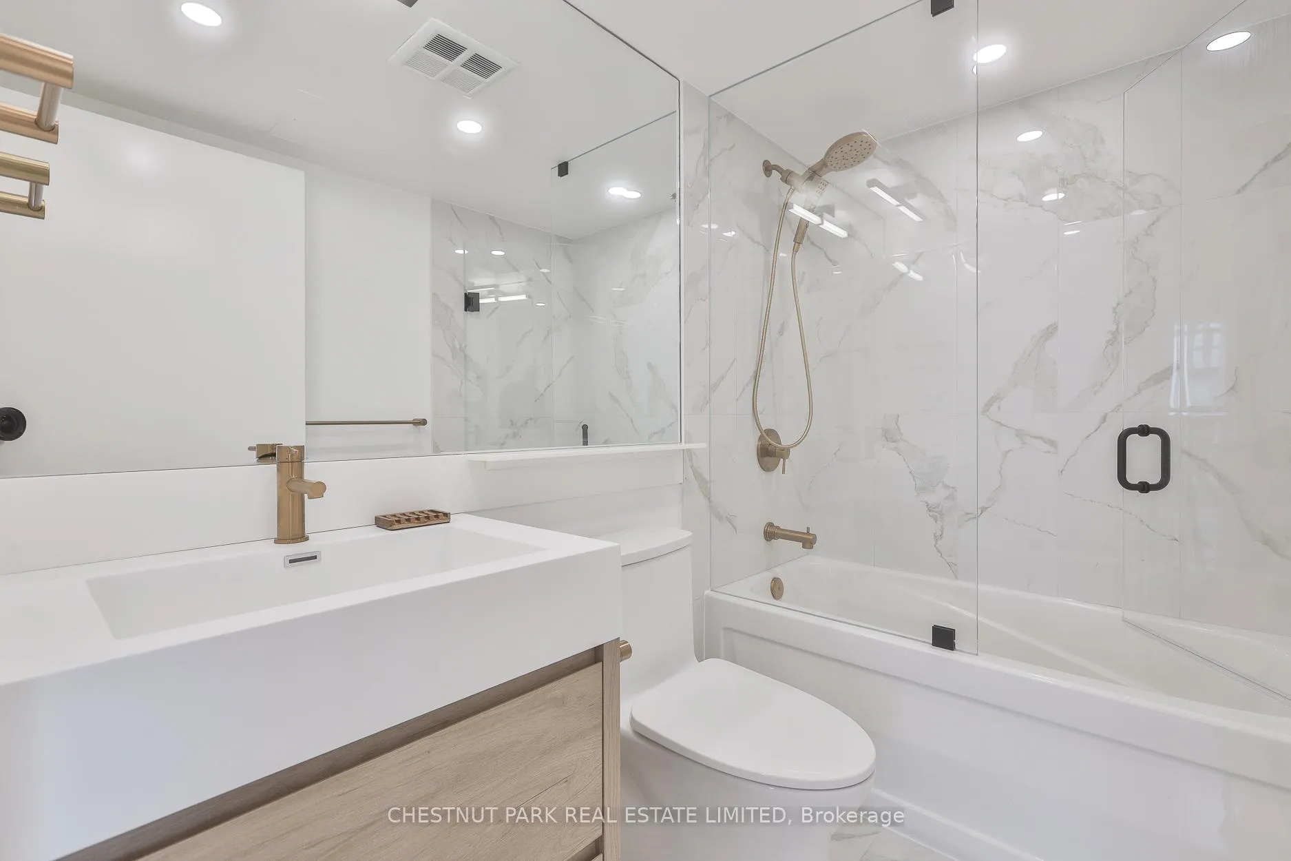 Photo 23 of Unit 4307, 25 Telegram Mews, Toronto, Waterfront Communities — HOMEH