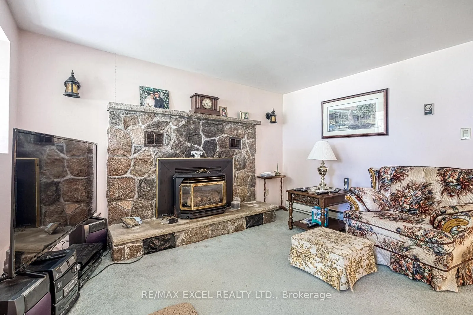 Photo 13 of 124 Moore's Beach Road, Georgina, Virginia — HOMEH