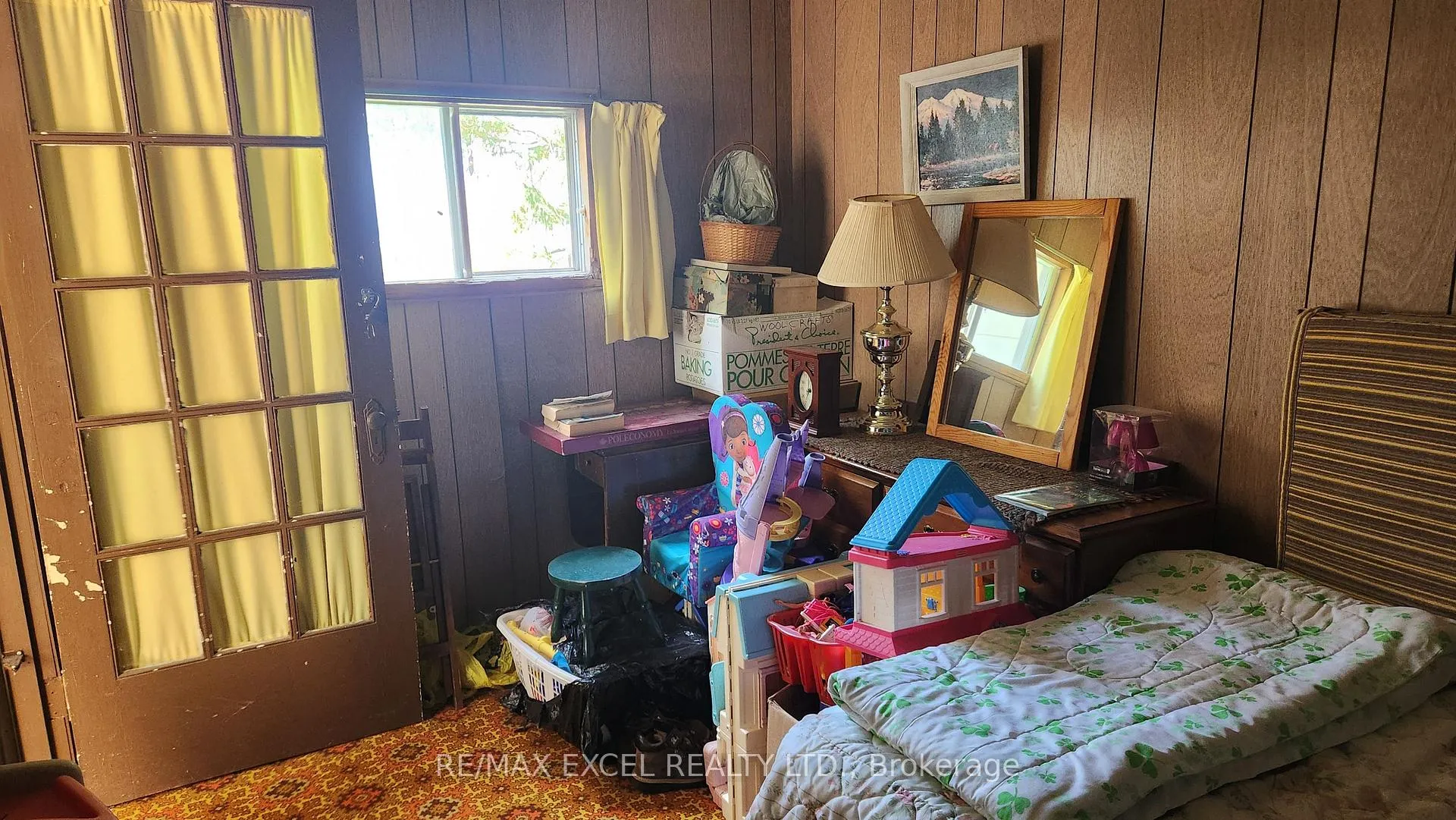 Photo 17 of 124 Moore's Beach Road, Georgina, Virginia — HOMEH