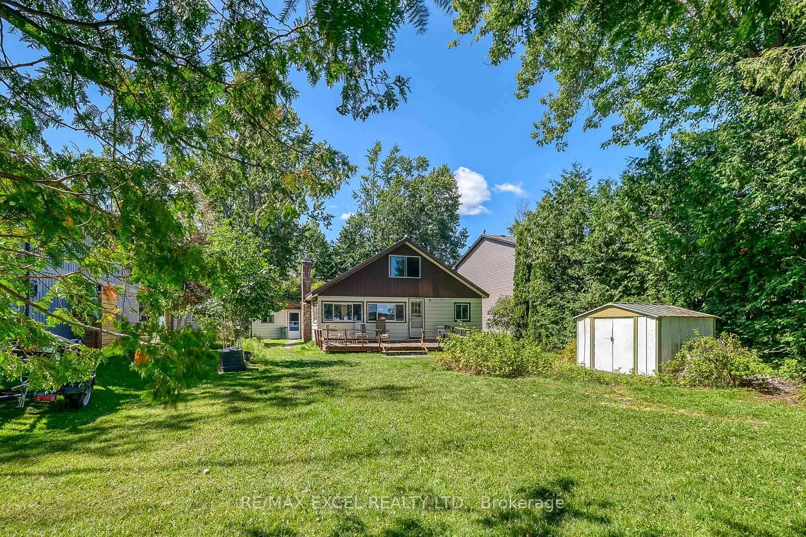 Photo 23 of 124 Moore's Beach Road, Georgina, Virginia — HOMEH