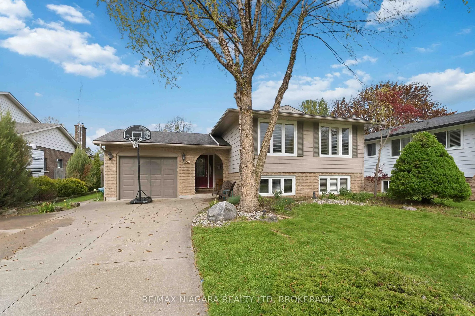 Photo 1 of 26 Old Mill Road, St. Catharines, Port Dalhousie — HOMEH