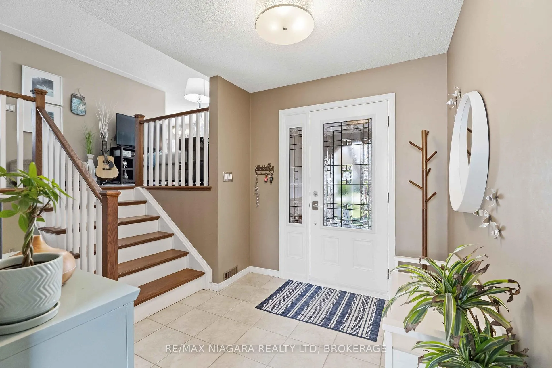 Photo 2 of 26 Old Mill Road, St. Catharines, Port Dalhousie — HOMEH