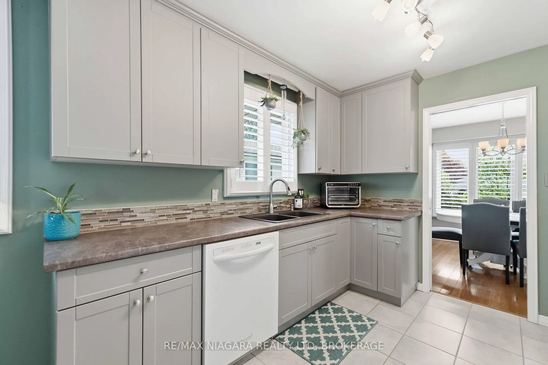 Photo 15 of 26 Old Mill Road, St. Catharines, Port Dalhousie — HOMEH