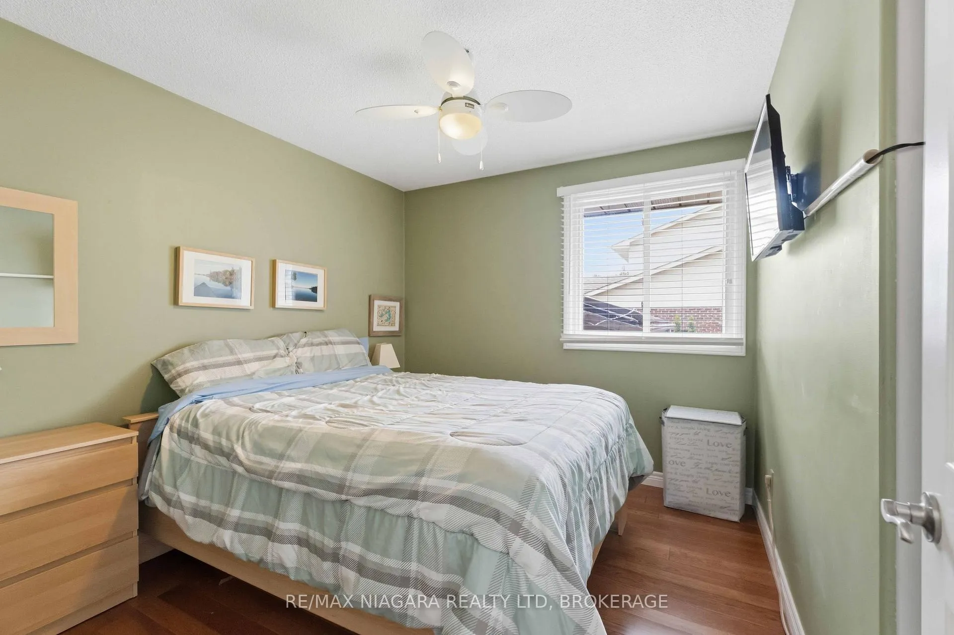 Photo 20 of 26 Old Mill Road, St. Catharines, Port Dalhousie — HOMEH