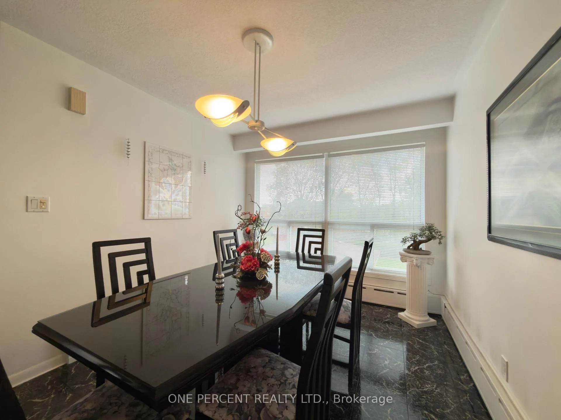 Photo 7 of 6 Kingsway Crescent, St. Catharines, Fairview — HOMEH